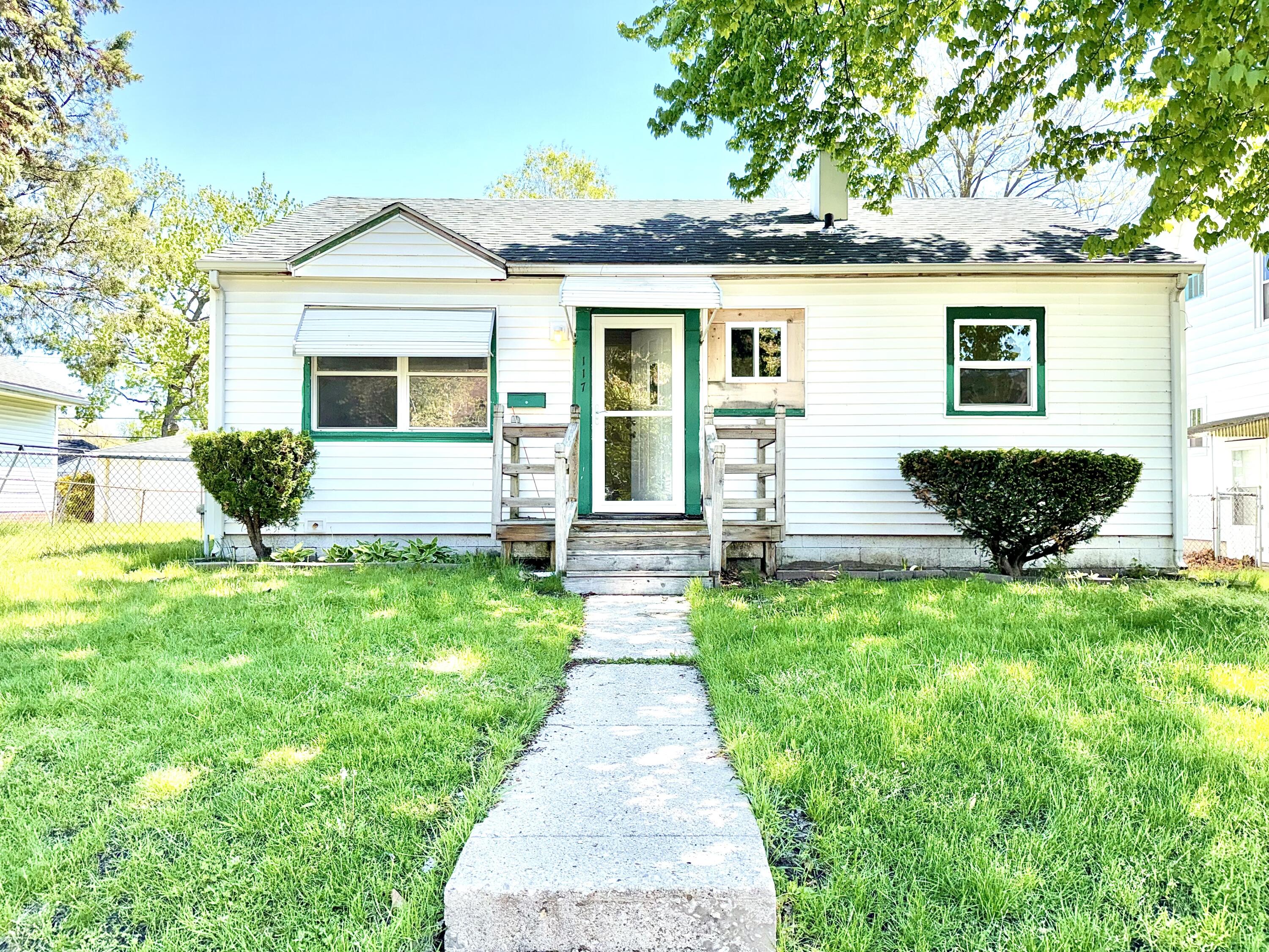 117 N Calumet Avenue, Michigan City, IN 46360; Image #1