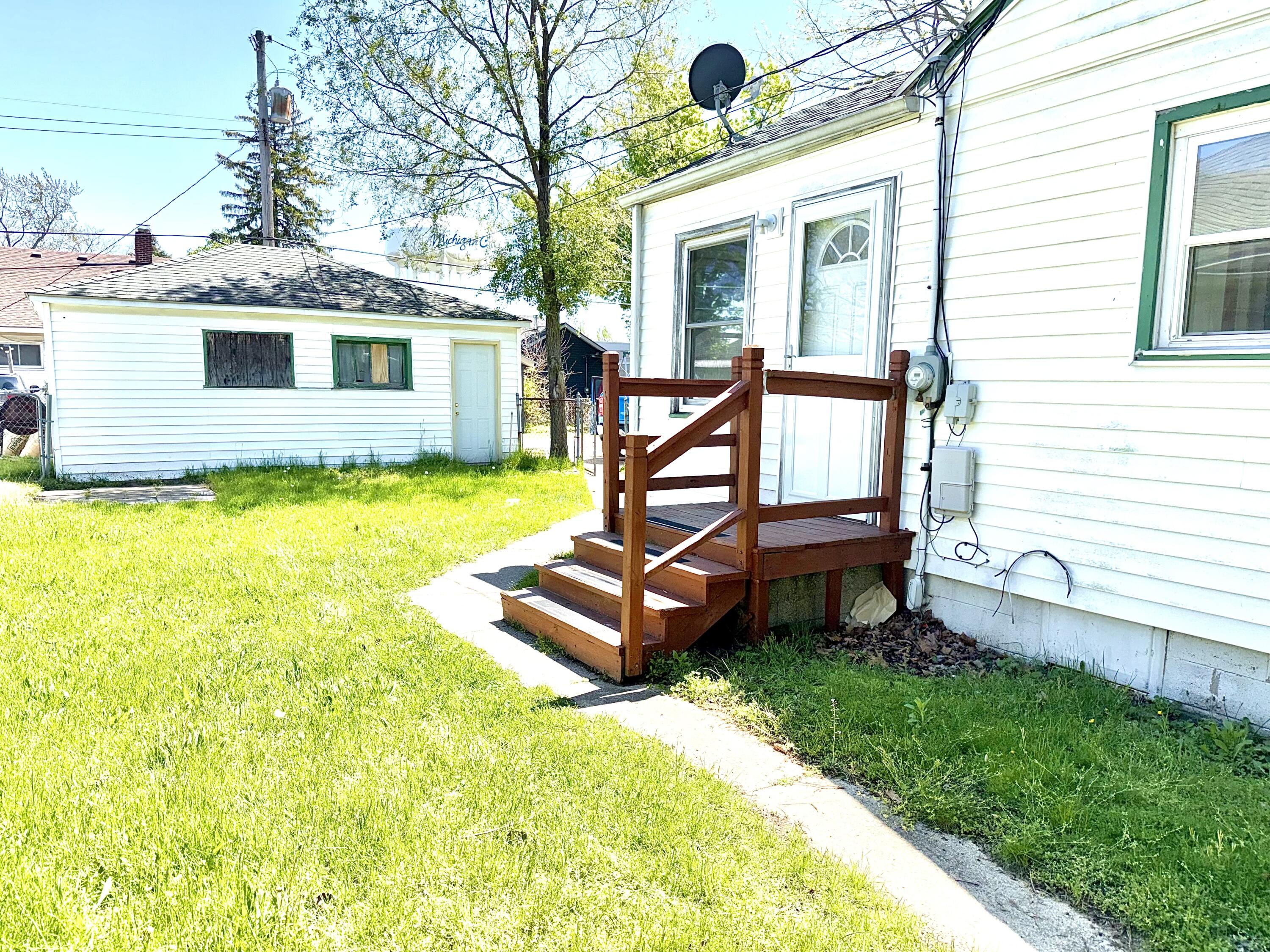 117 N Calumet Avenue, Michigan City, IN 46360; Image #10
