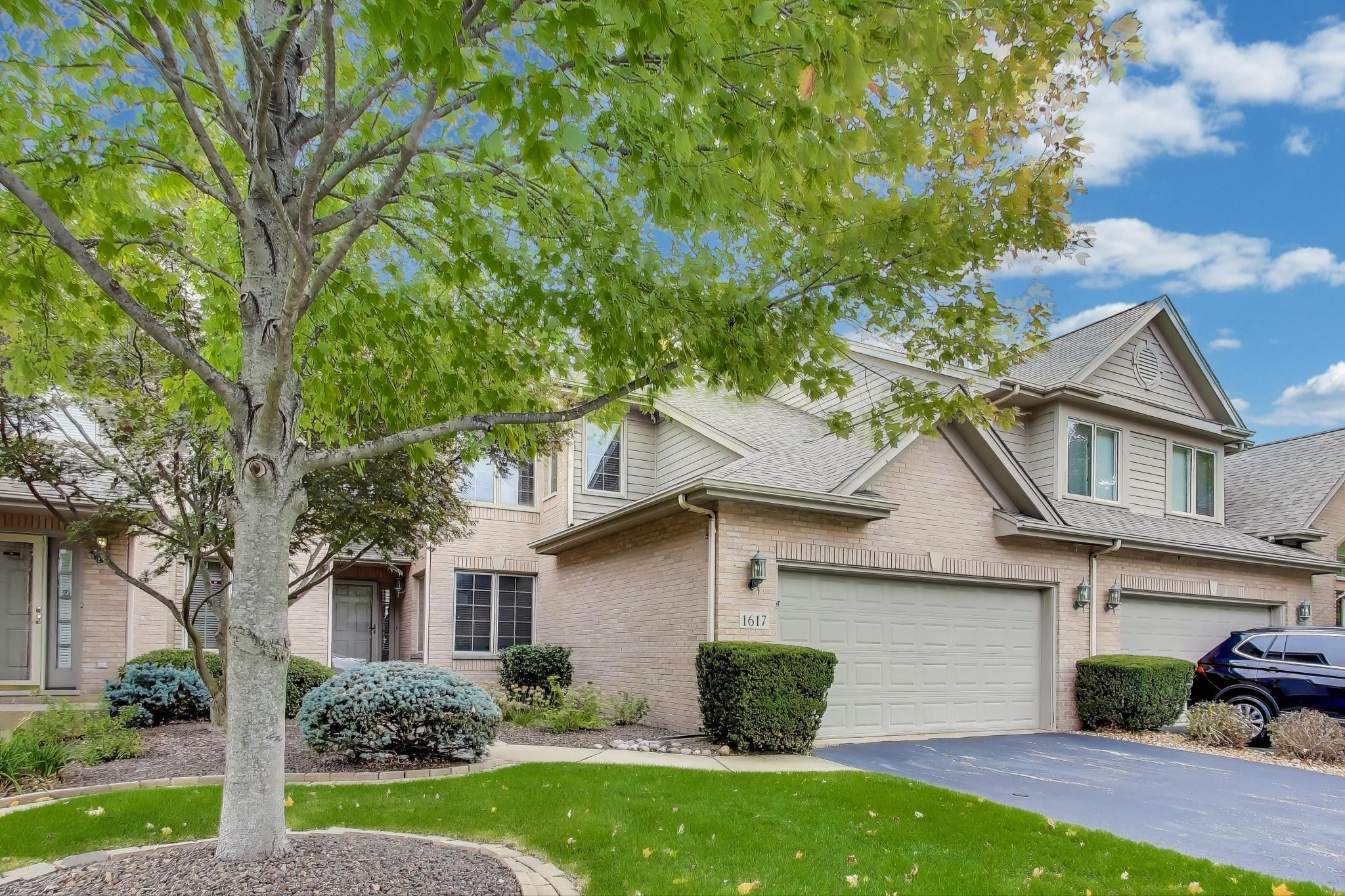 1617 Cherry Blossom Drive, Munster, IN 46321; Image #2