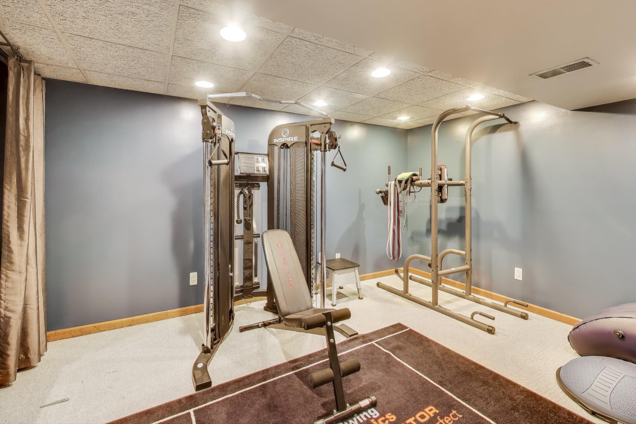 1617 Cherry Blossom Drive, Munster, IN 46321; Image #28