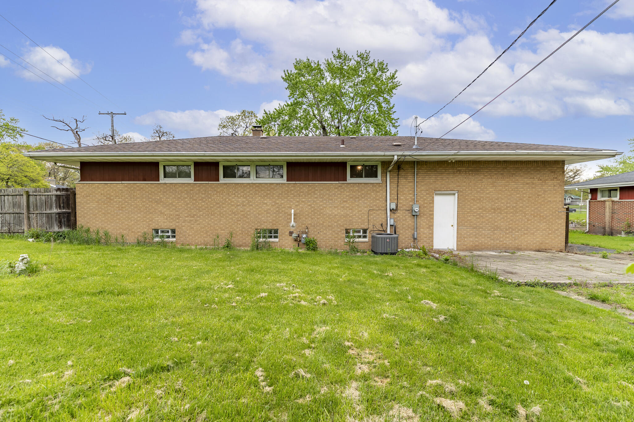 4900 Arthur Street, Gary, IN 46408; Image #4