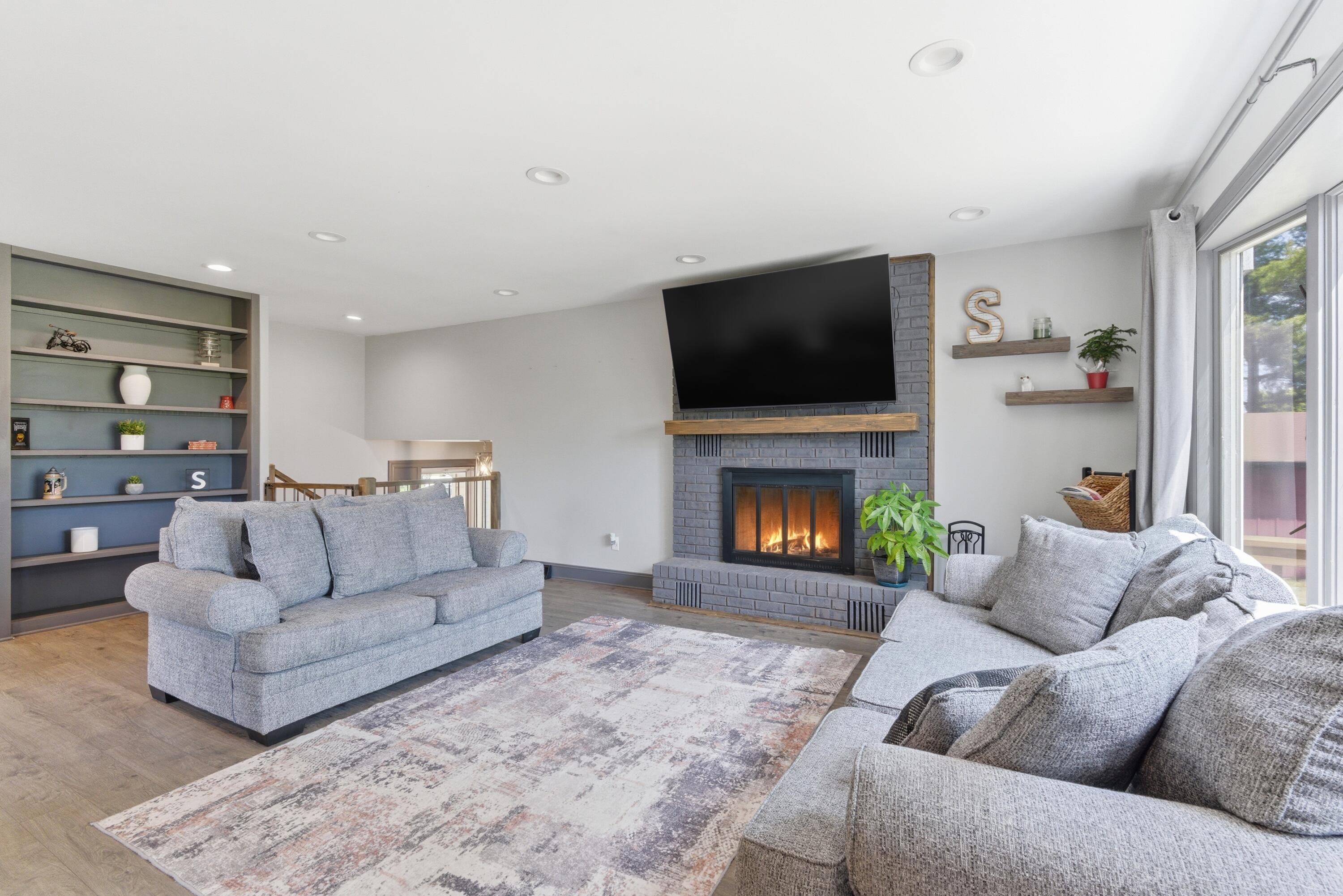 13875 Delaware Street, Crown Point, IN 46307; Image #6