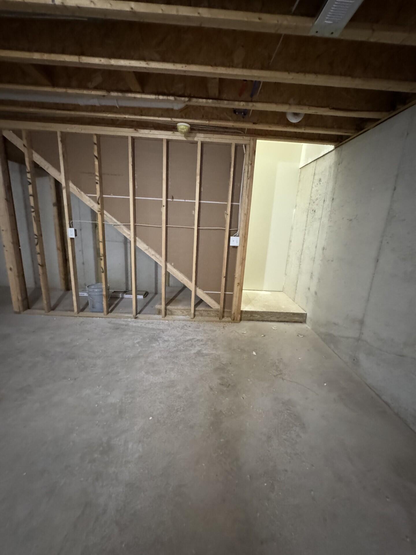 82 Prince William Court, La Porte, IN 46350; Image #19