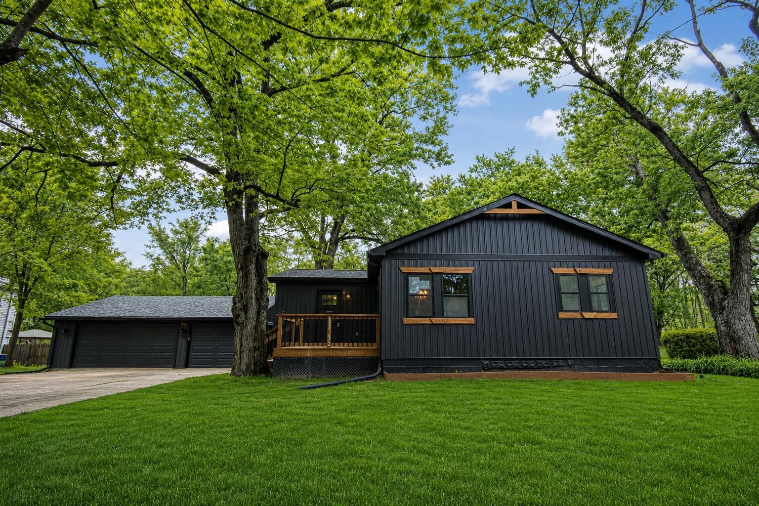 122 E 632 N, Valparaiso, IN 46383; Image #2