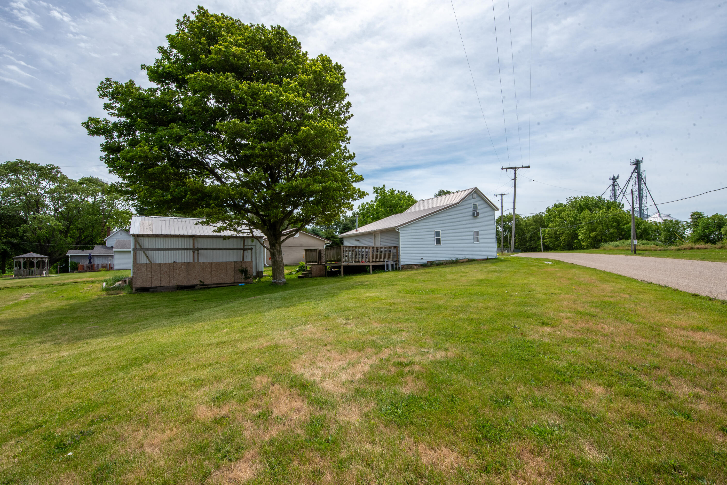 307 W 6th, Earl Park, IN 47942; Image #3