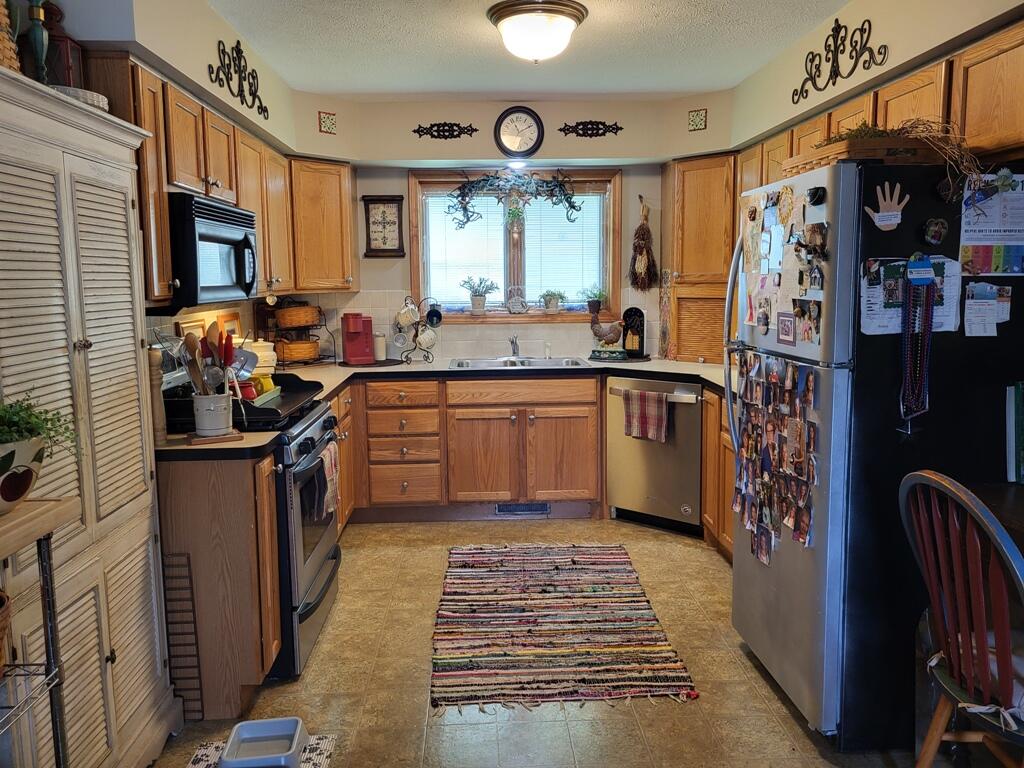 204 Sagamore Pkwy, La Porte, IN 46350; Image #7