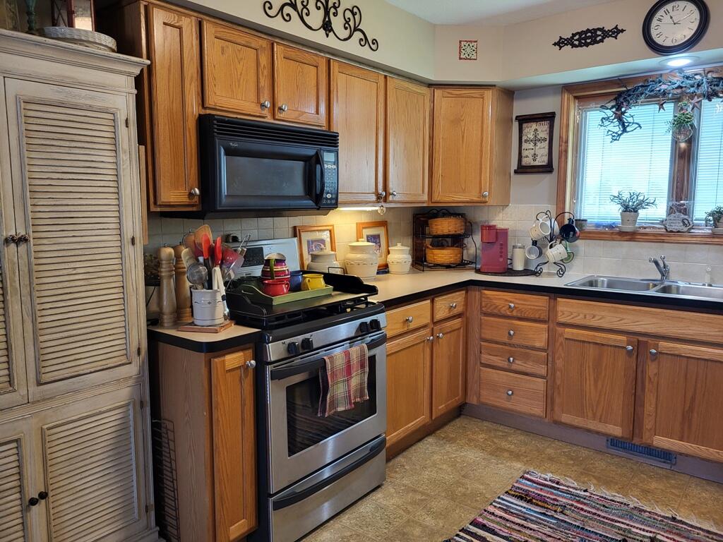 204 Sagamore Pkwy, La Porte, IN 46350; Image #8
