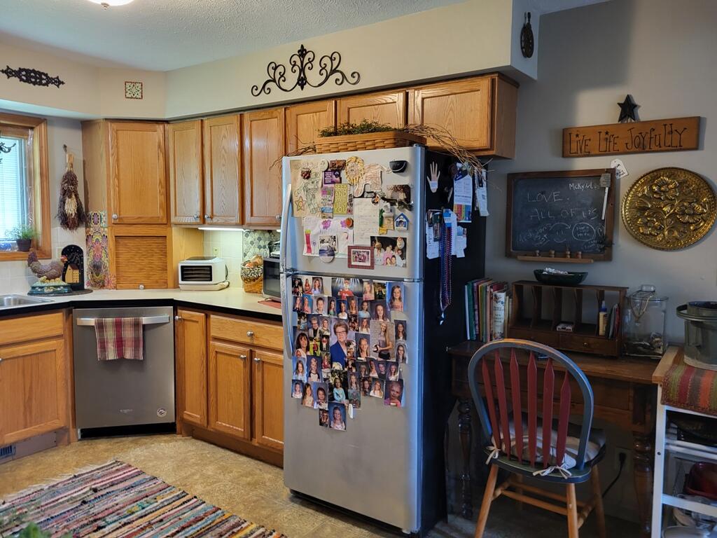 204 Sagamore Pkwy, La Porte, IN 46350; Image #9