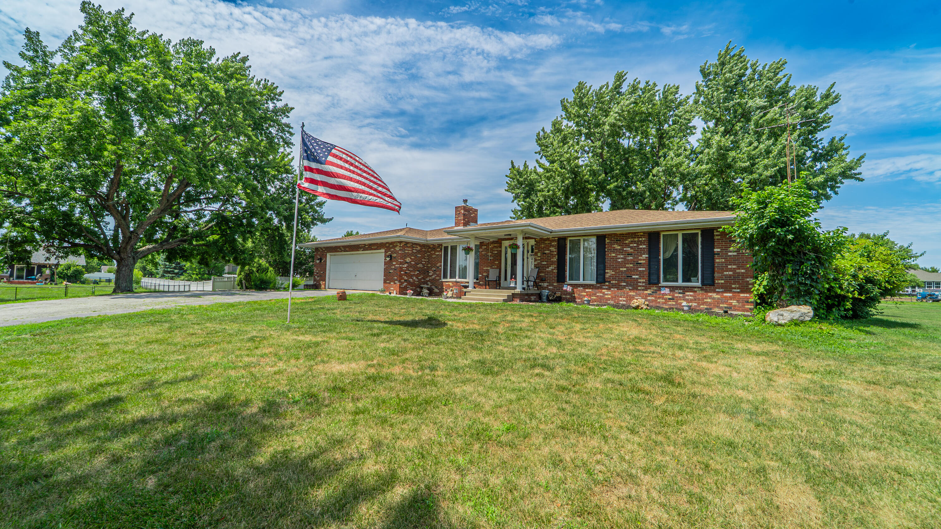 231 W 500 N, Valparaiso, IN 46385; Image #2