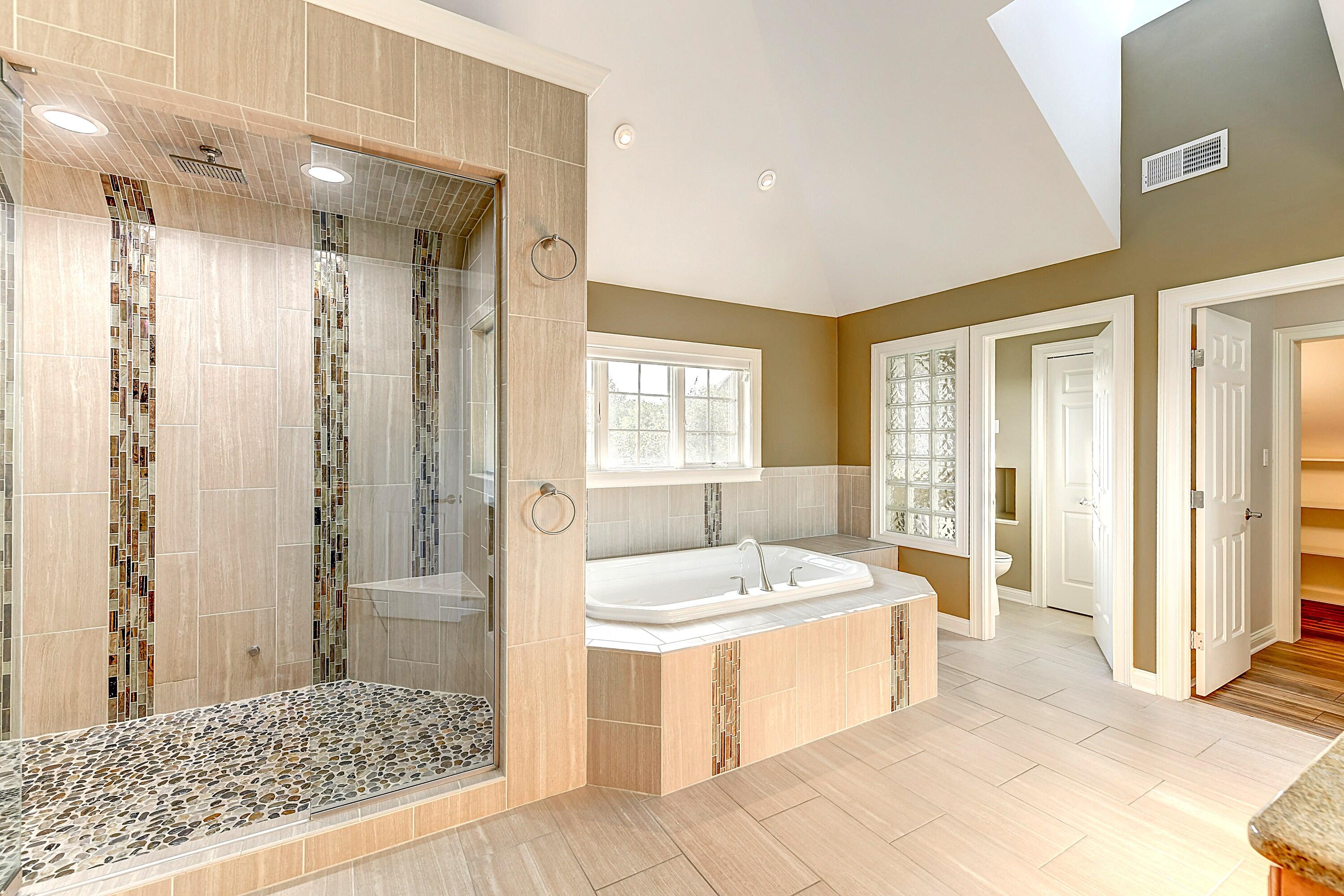 10135 Cherrywood Lane, Munster, IN 46321; Image #31