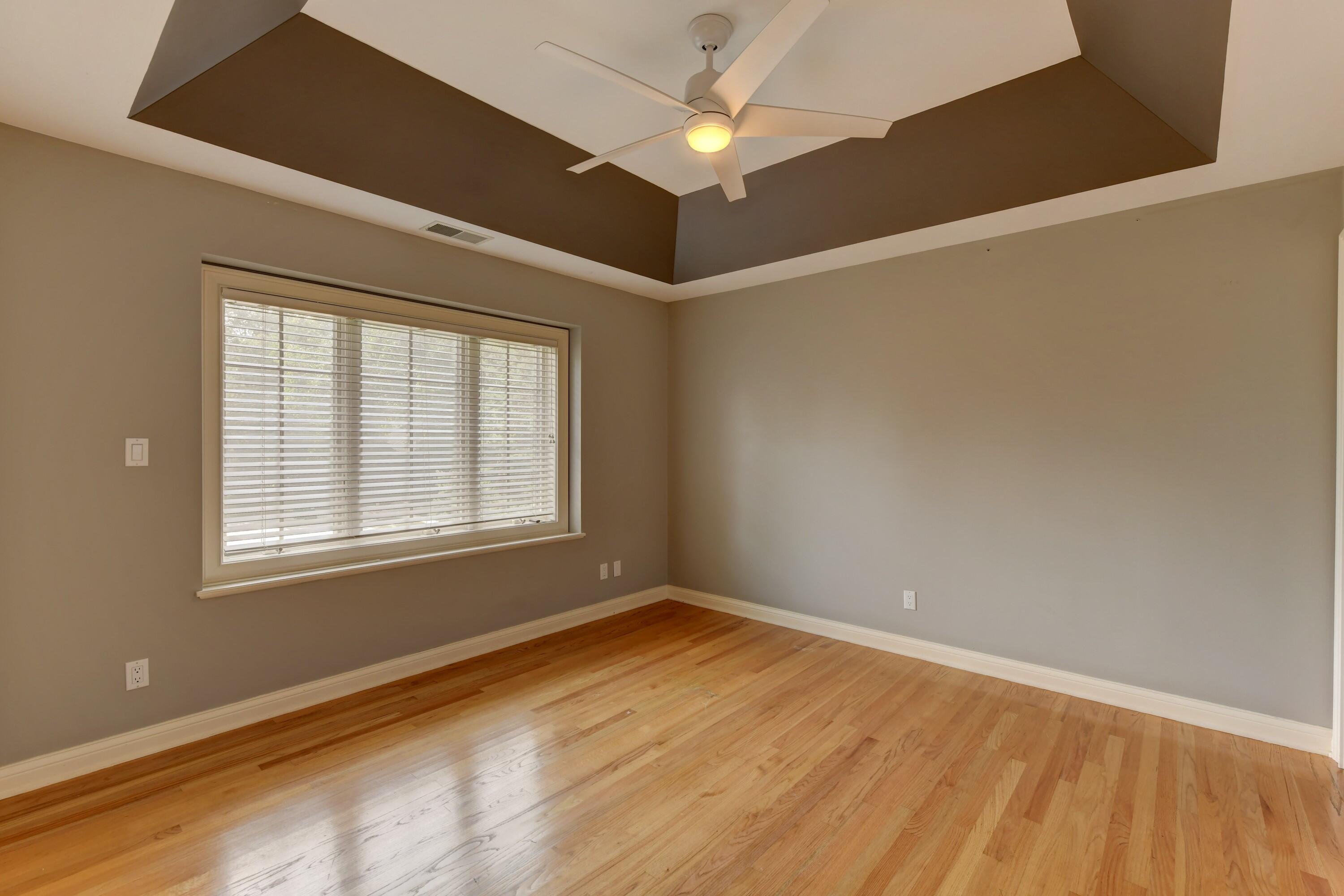 10135 Cherrywood Lane, Munster, IN 46321; Image #39