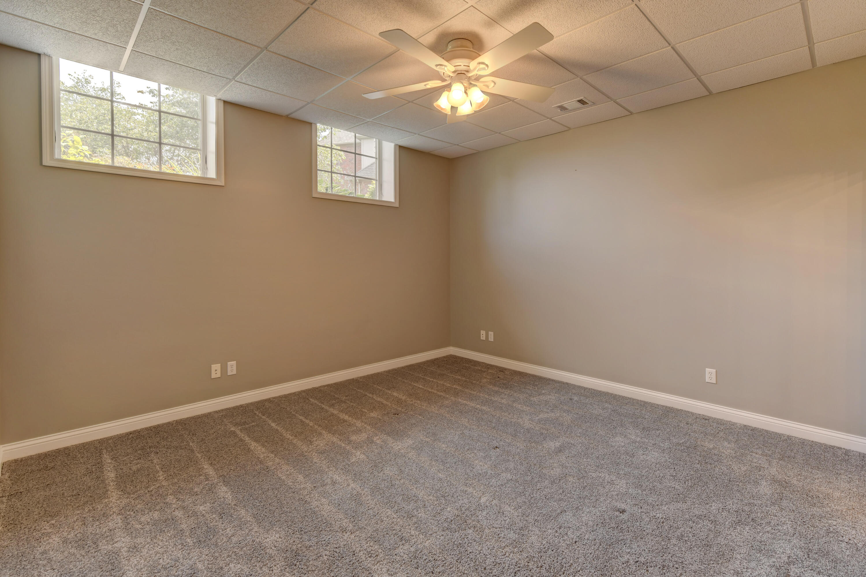 10135 Cherrywood Lane, Munster, IN 46321; Image #51