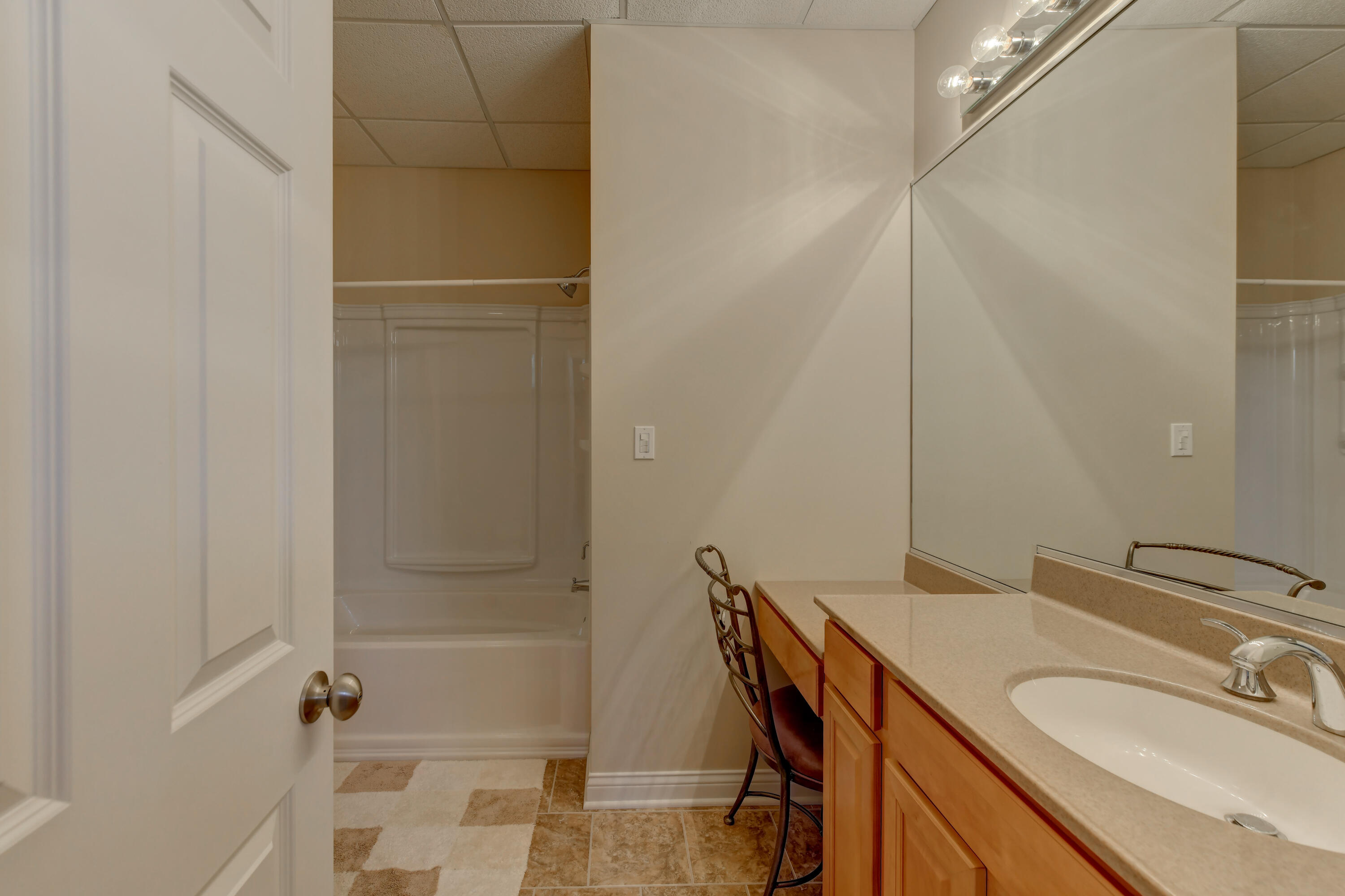 10135 Cherrywood Lane, Munster, IN 46321; Image #52