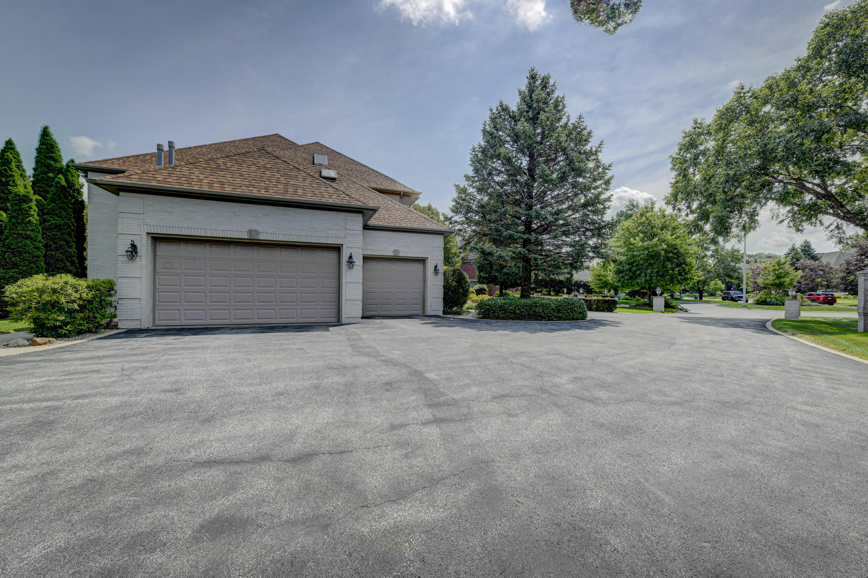 10135 Cherrywood Lane, Munster, IN 46321; Image #58