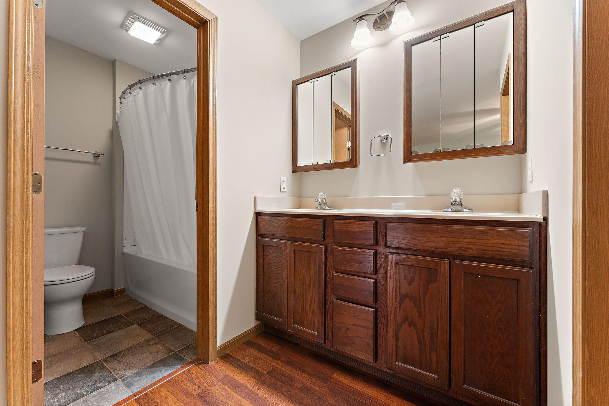 2549 N Lakeshore Drive, Crown Point, IN 46307; Image #15