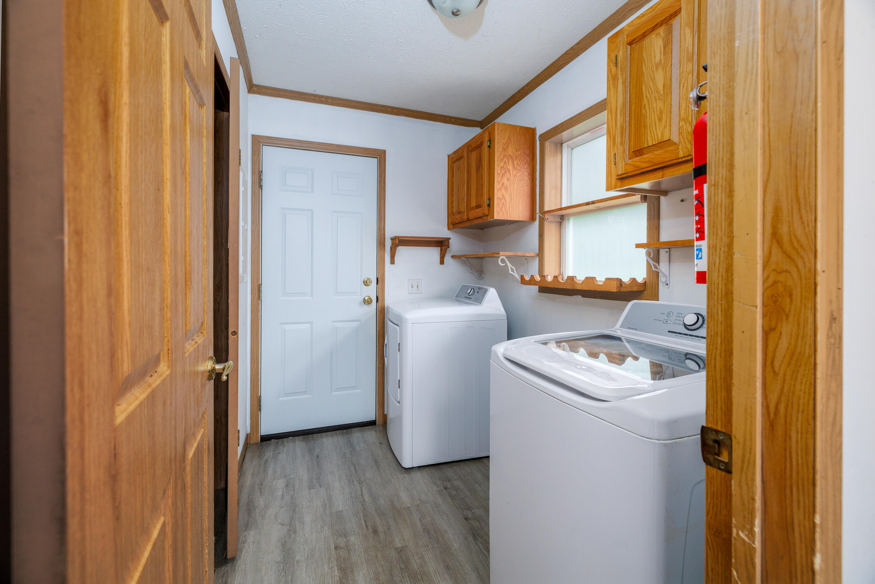 106 W Allen Street, Kentland, IN 47951; Image #12