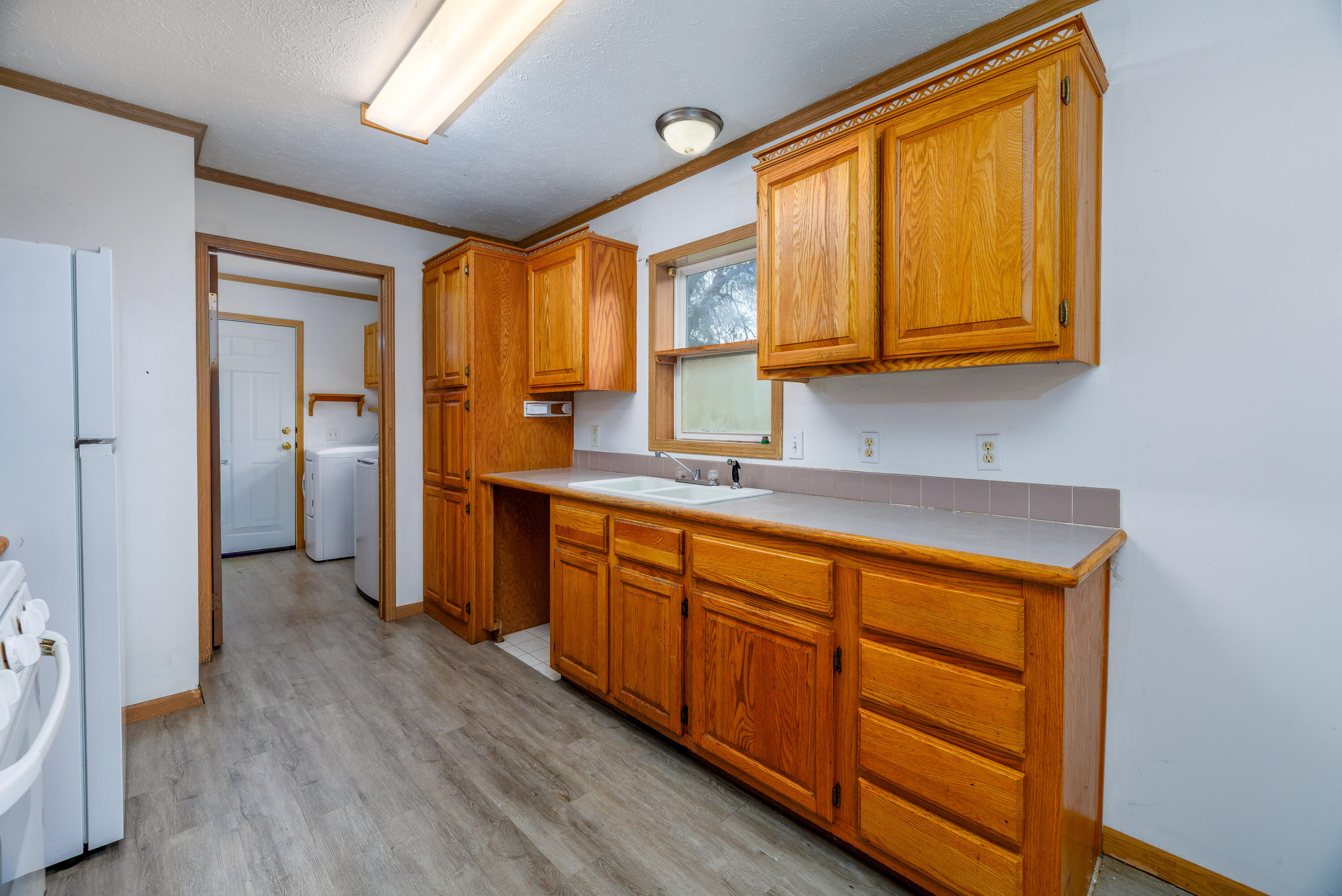 106 W Allen Street, Kentland, IN 47951; Image #15