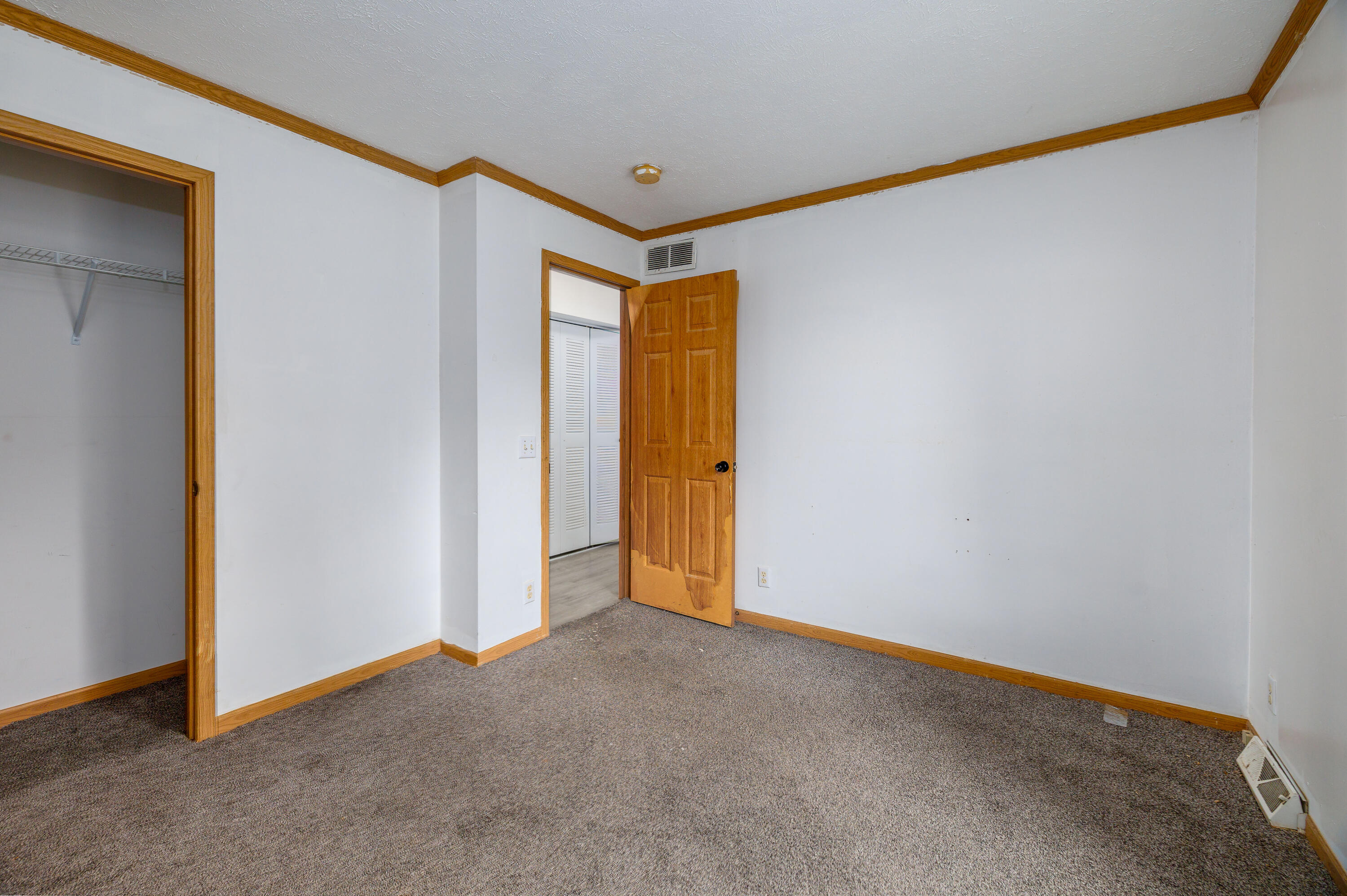 106 W Allen Street, Kentland, IN 47951; Image #18