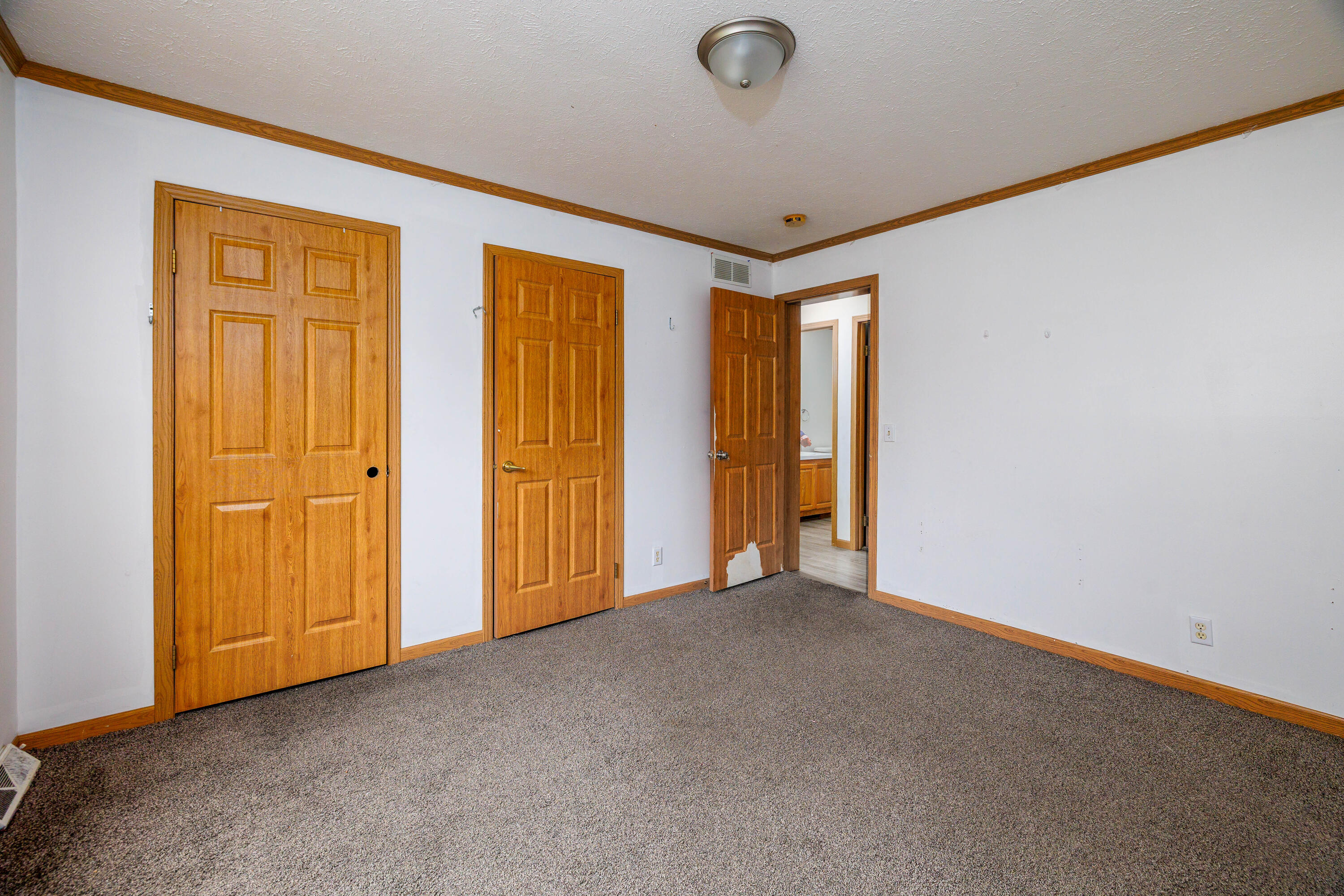 106 W Allen Street, Kentland, IN 47951; Image #20