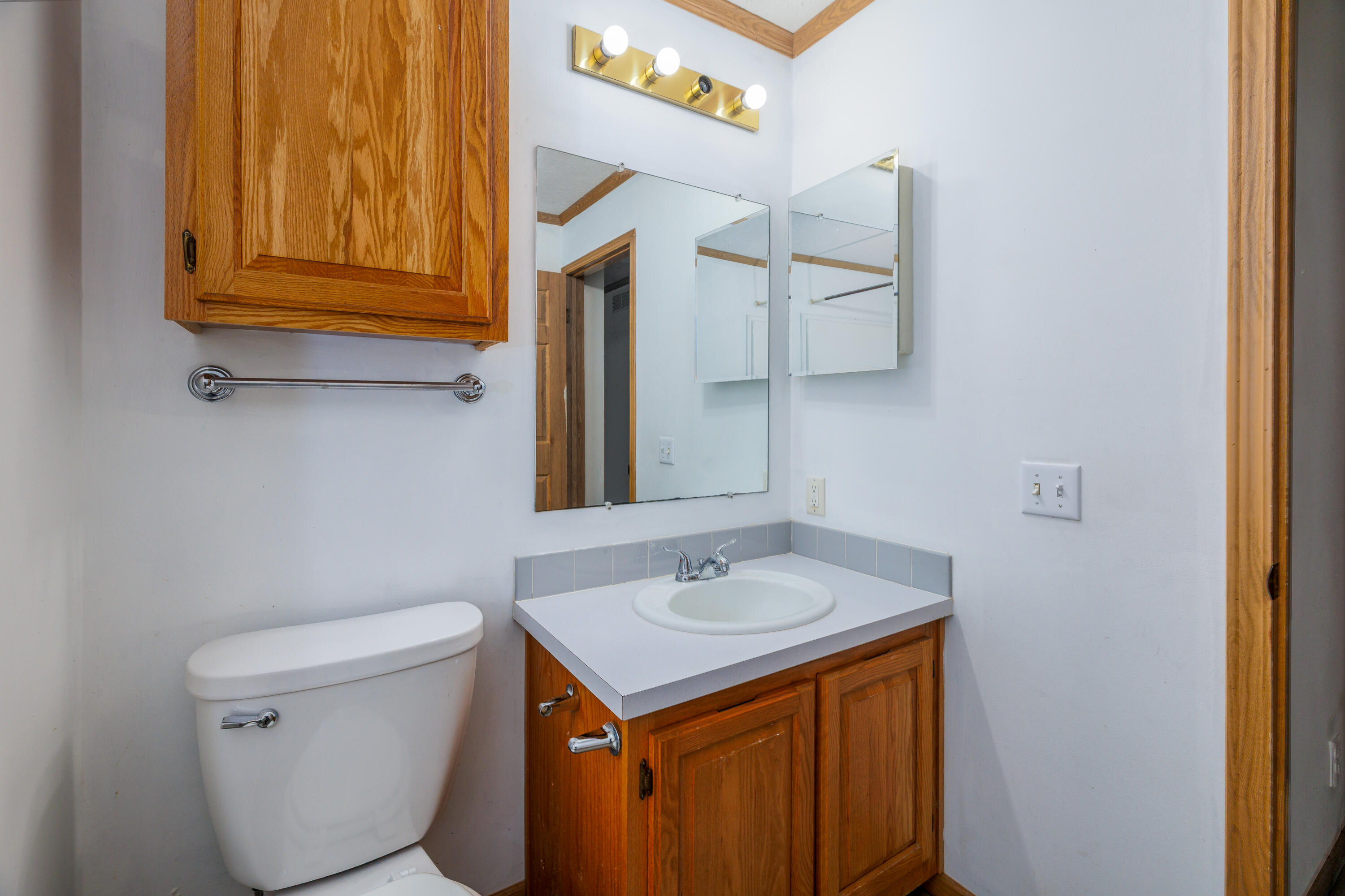 106 W Allen Street, Kentland, IN 47951; Image #22