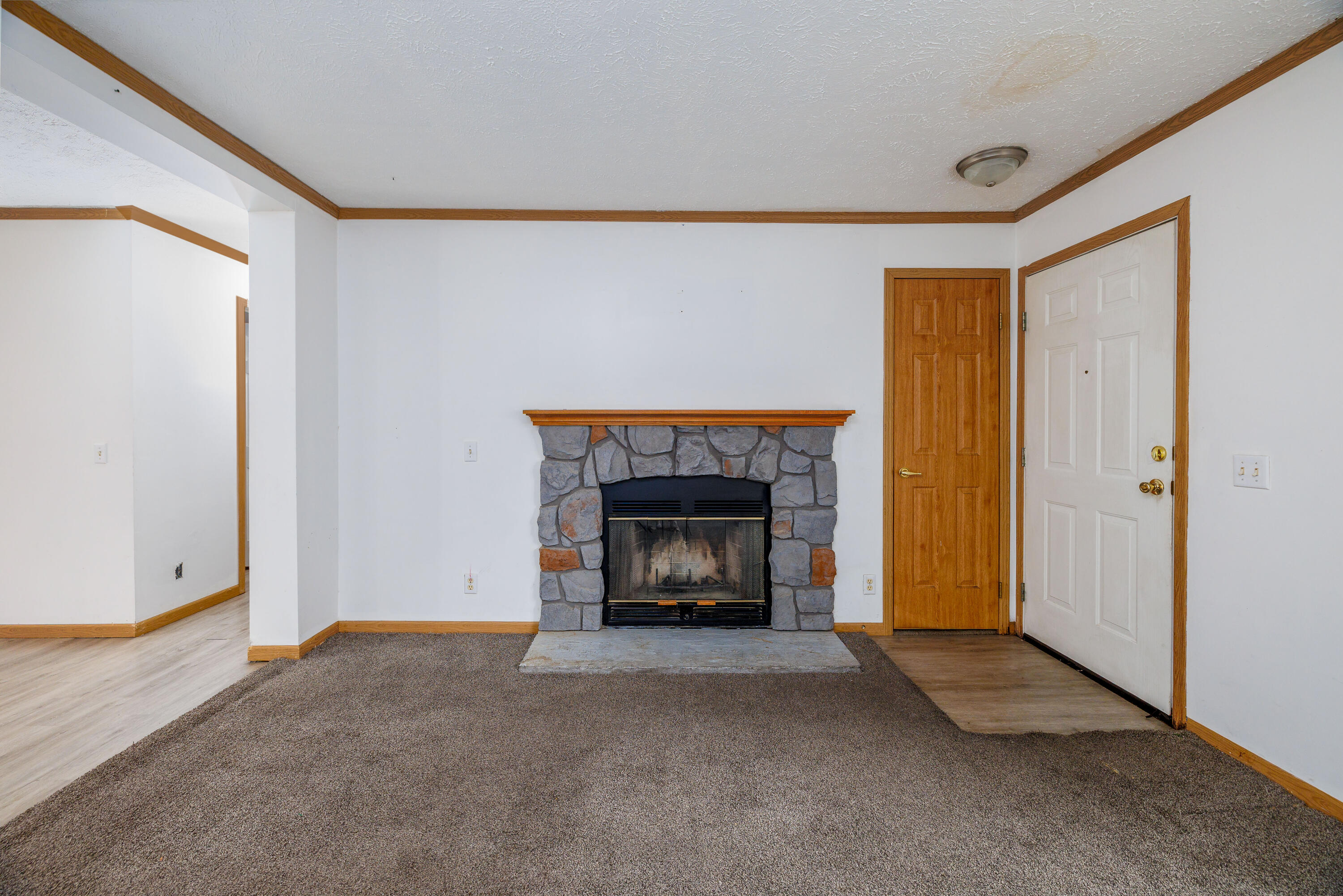 106 W Allen Street, Kentland, IN 47951; Image #7