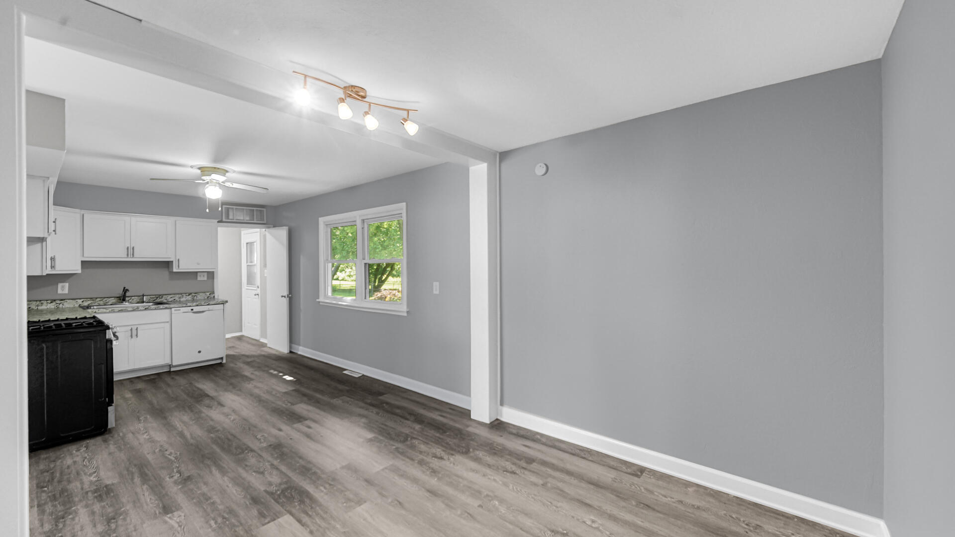 7713 Hendricks Place, Merrillville, IN 46410; Image #14