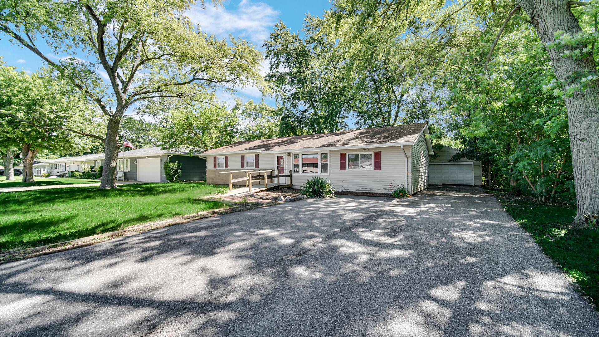 7713 Hendricks Place, Merrillville, IN 46410; Image #3
