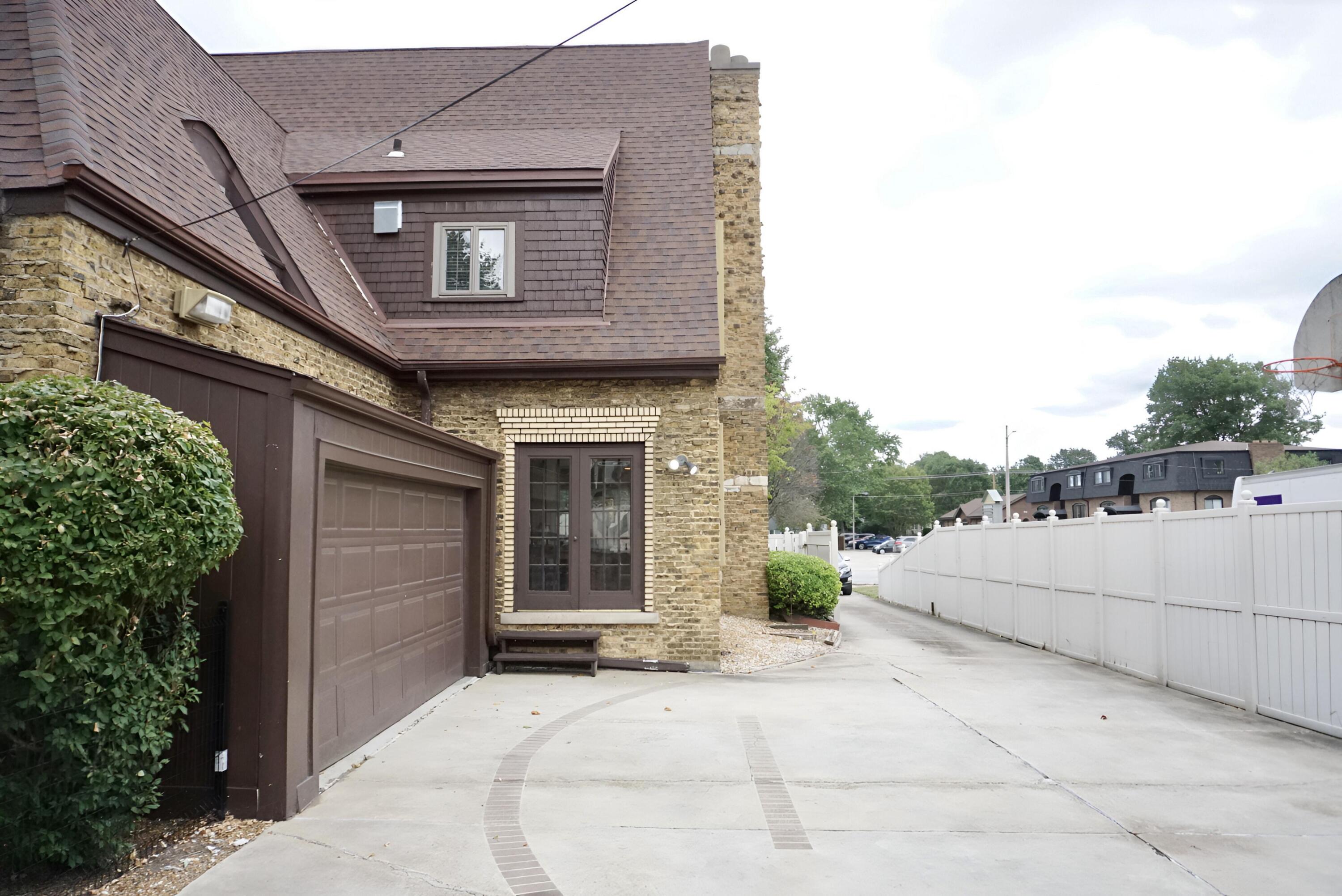 317 N Main Street, Crown Point, IN 46307; Image #5
