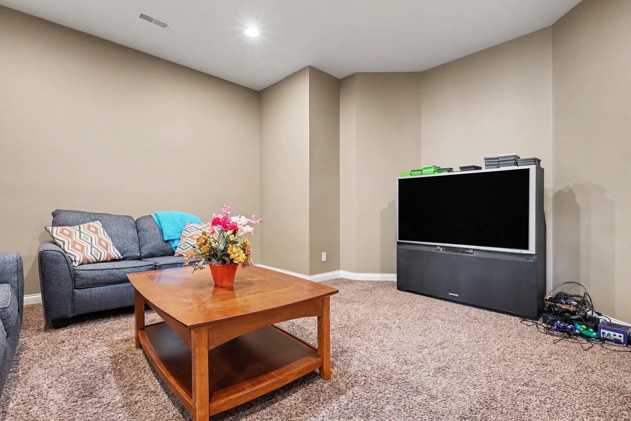 10195 Floyd, Crown Point, IN 46307; Image #14