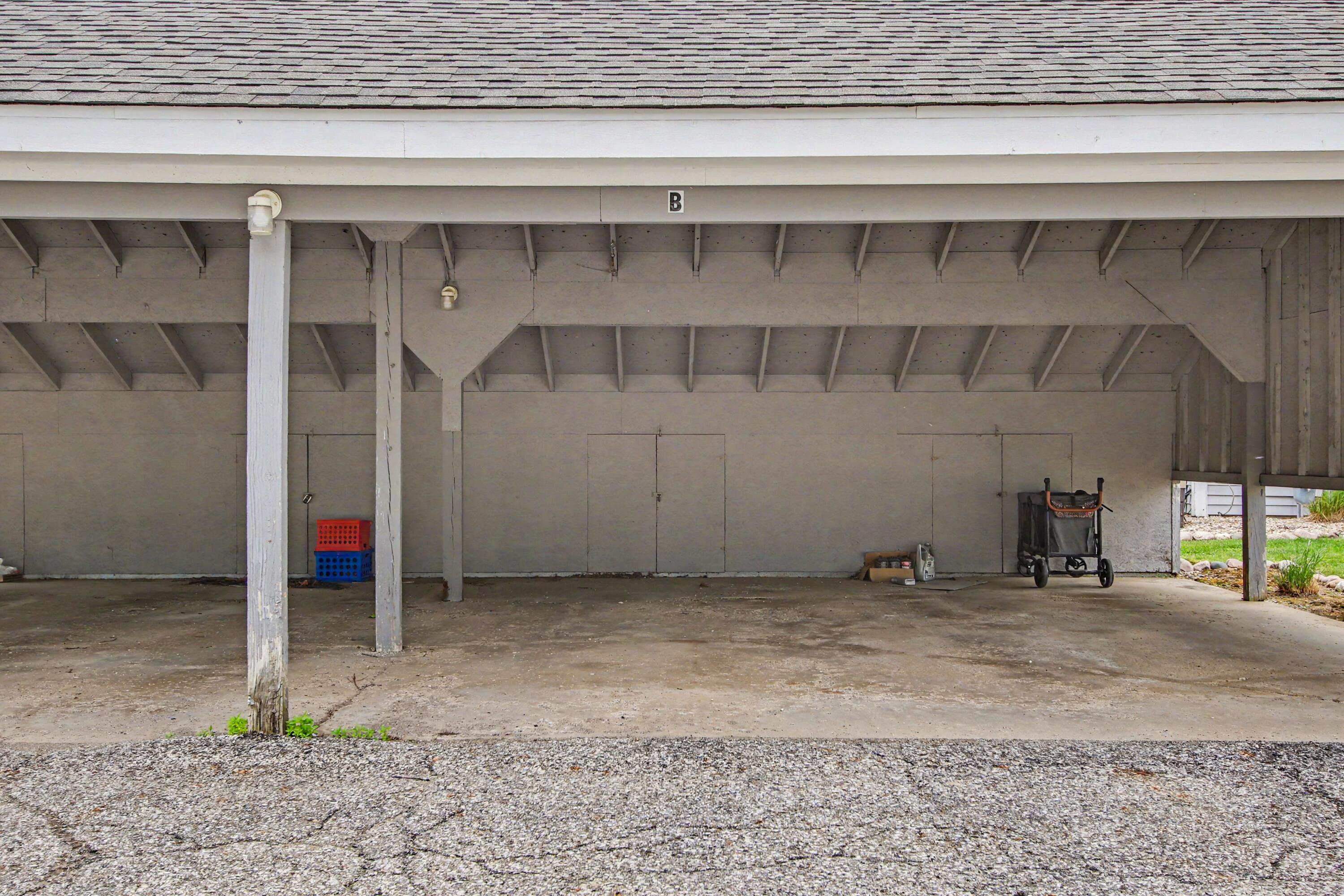 1086 Millpond, Unit B Road, Valparaiso, IN 46385; Image #16