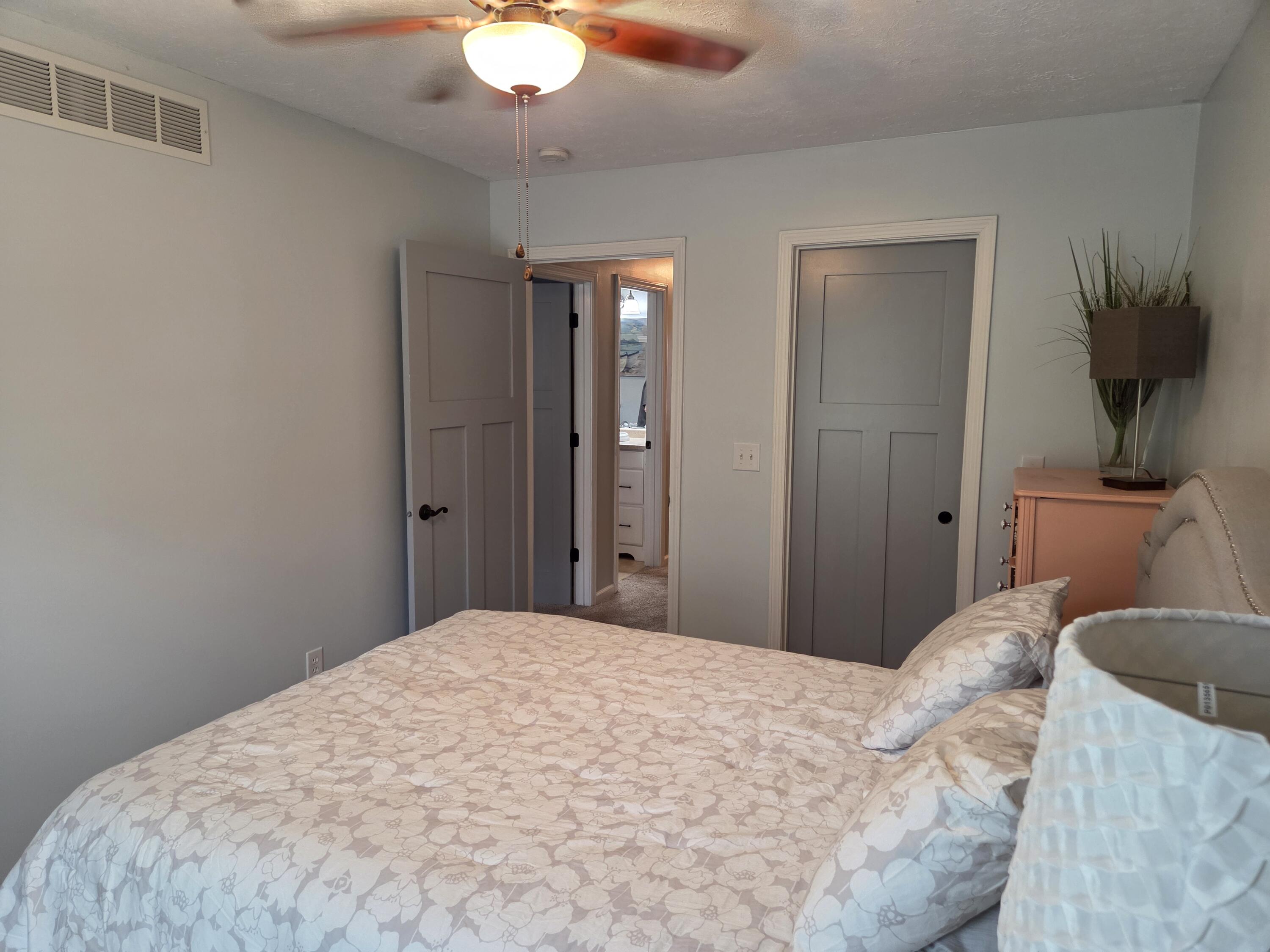 4084 W Shore Drive, Bremen, IN 46506; Image #31