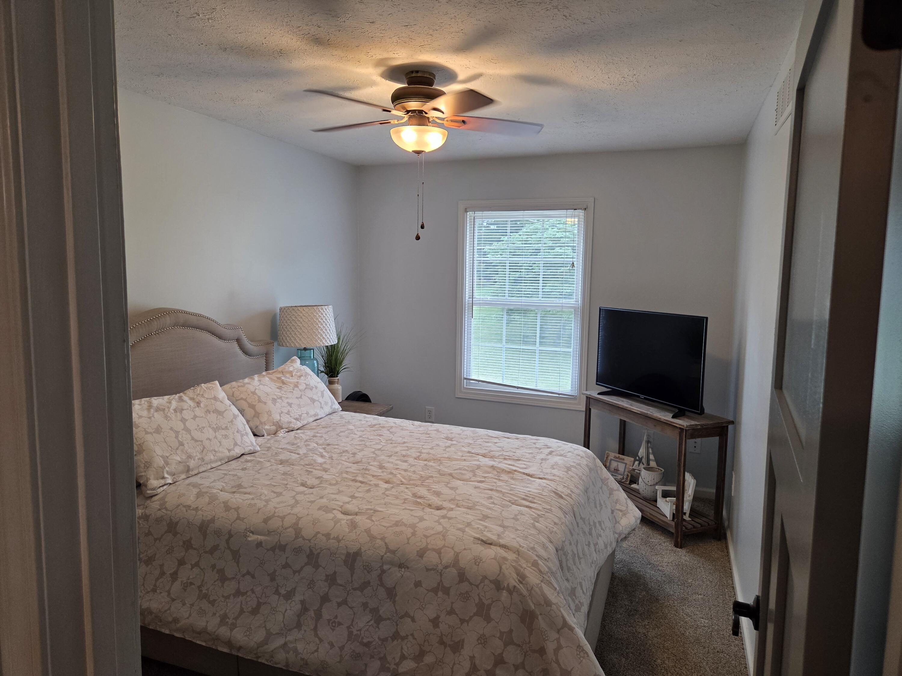 4084 W Shore Drive, Bremen, IN 46506; Image #44
