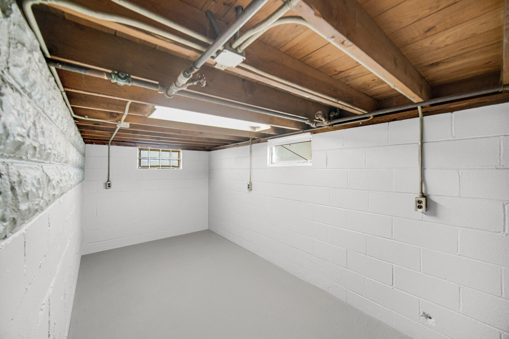 2926 W Old Ridge Road, Hobart, IN 46342; Image #19