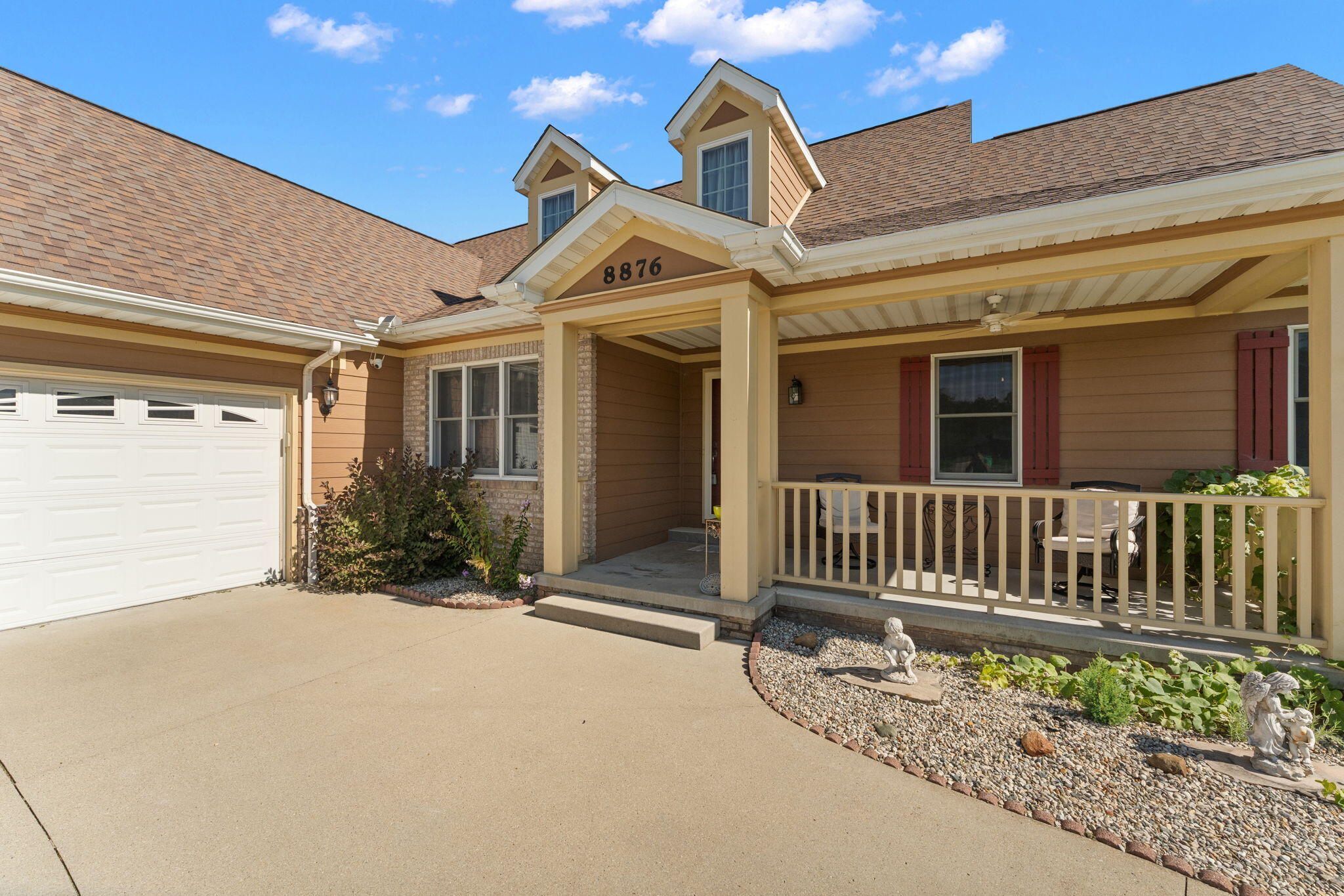 8876 N Lilac Street, DeMotte, IN 46310; Image #3