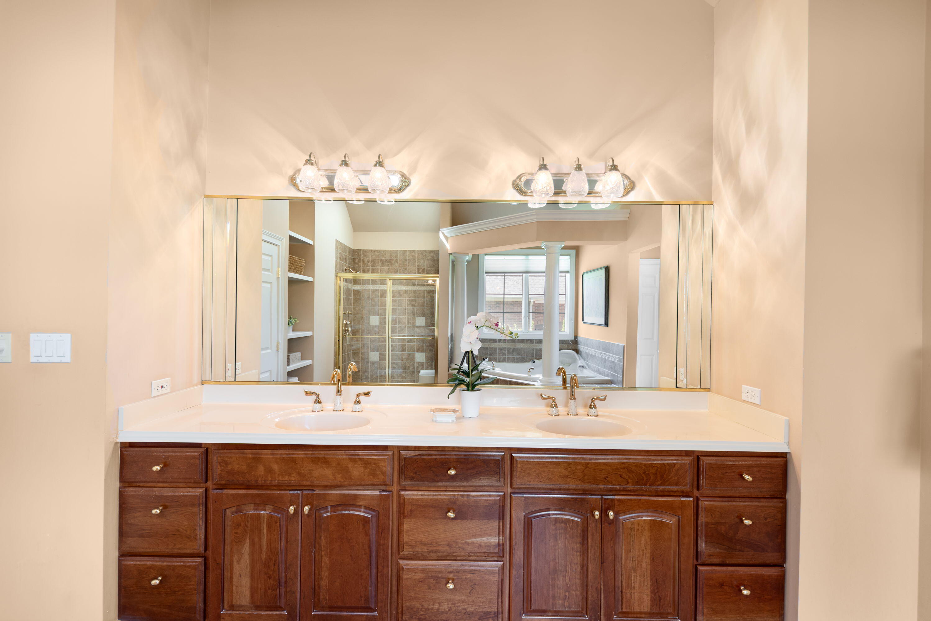 9771 Rambling Rose Lane, St. John, IN 46373; Image #22