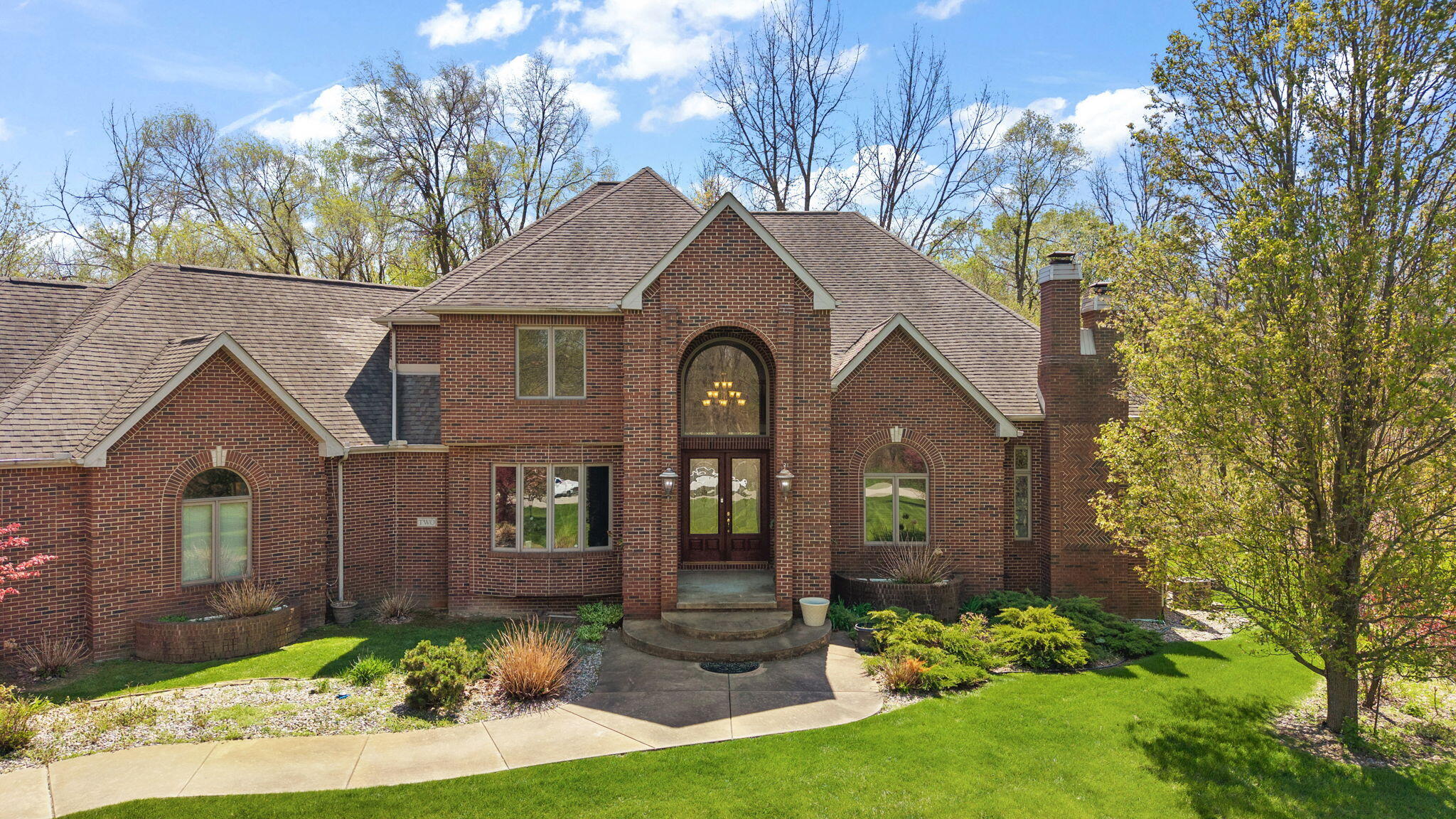 2 Timber Ridge Court, Valparaiso, IN 46385; Image #2