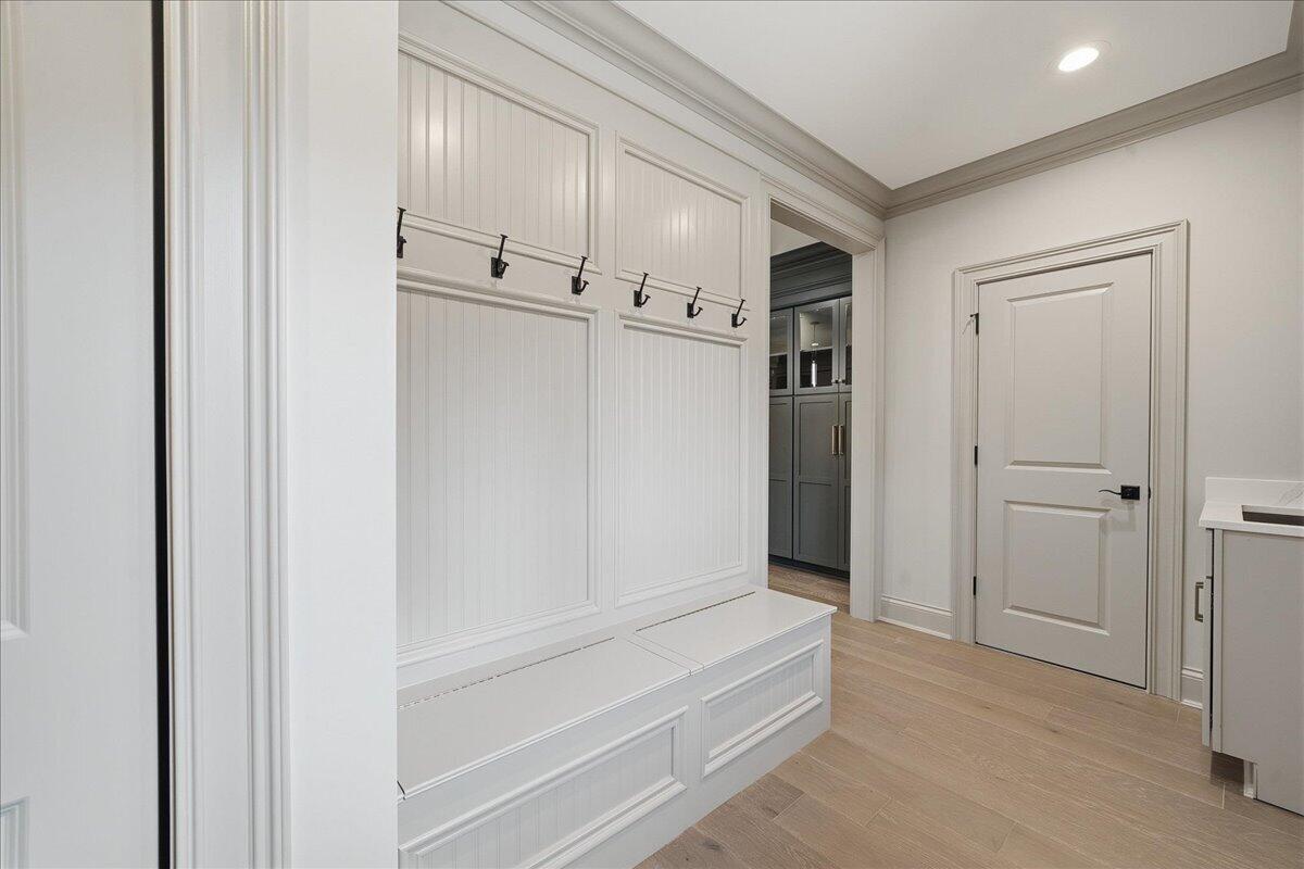 1130 Melbrook Drive, Munster, IN 46321; Image #12
