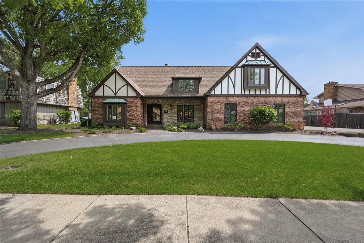 1130 Melbrook Drive, Munster, IN 46321; Image #2