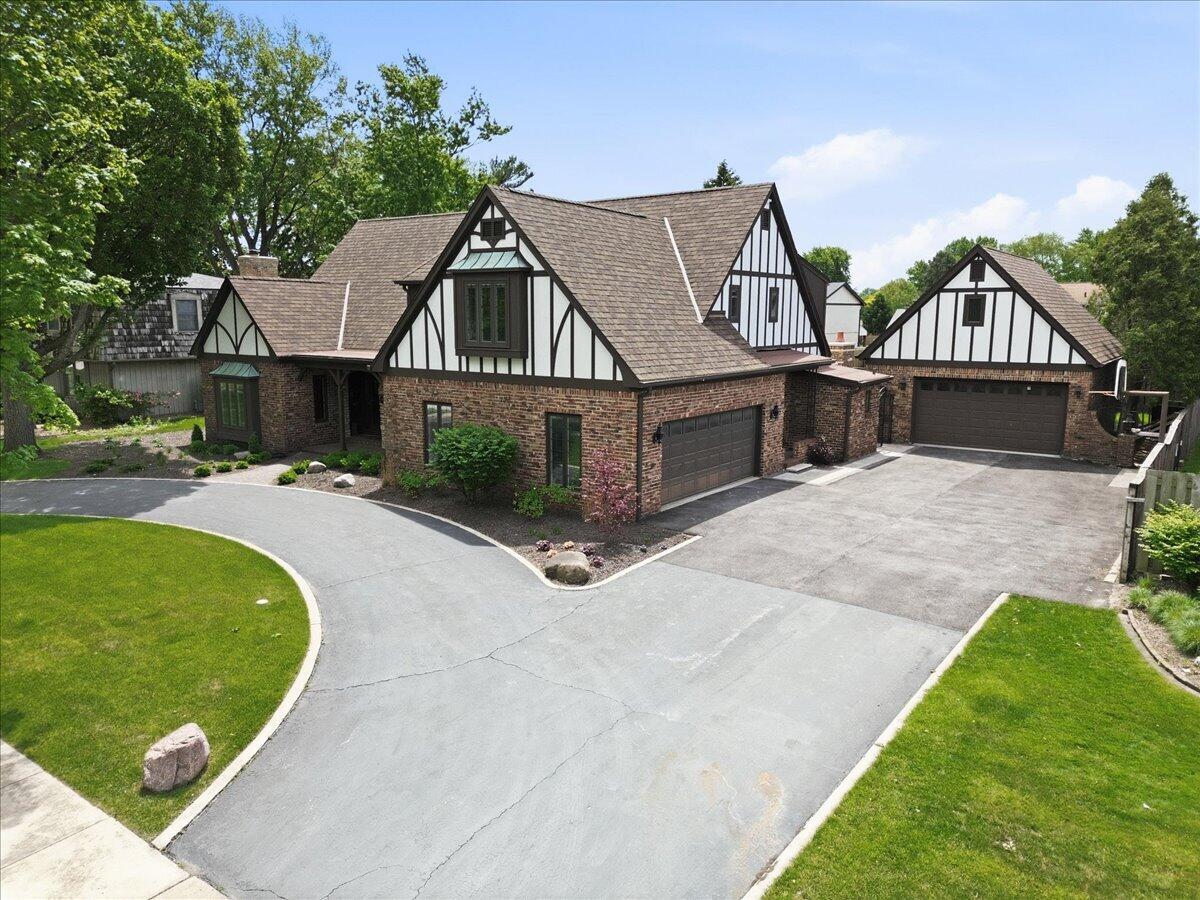 1130 Melbrook Drive, Munster, IN 46321; Image #3