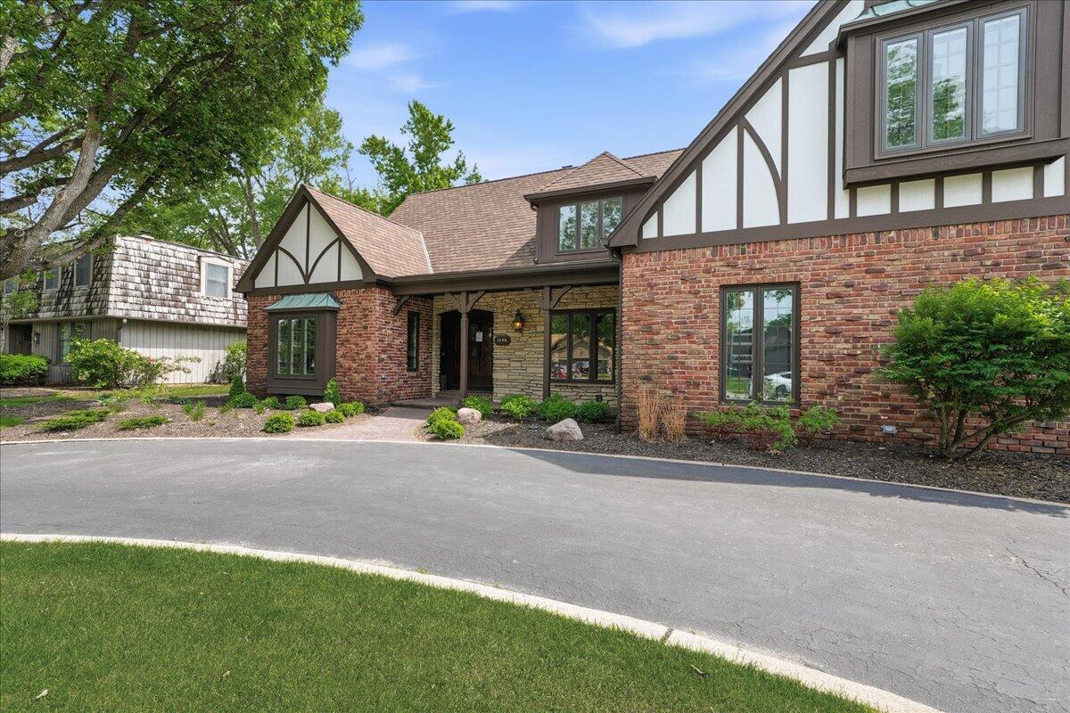 1130 Melbrook Drive, Munster, IN 46321; Image #5