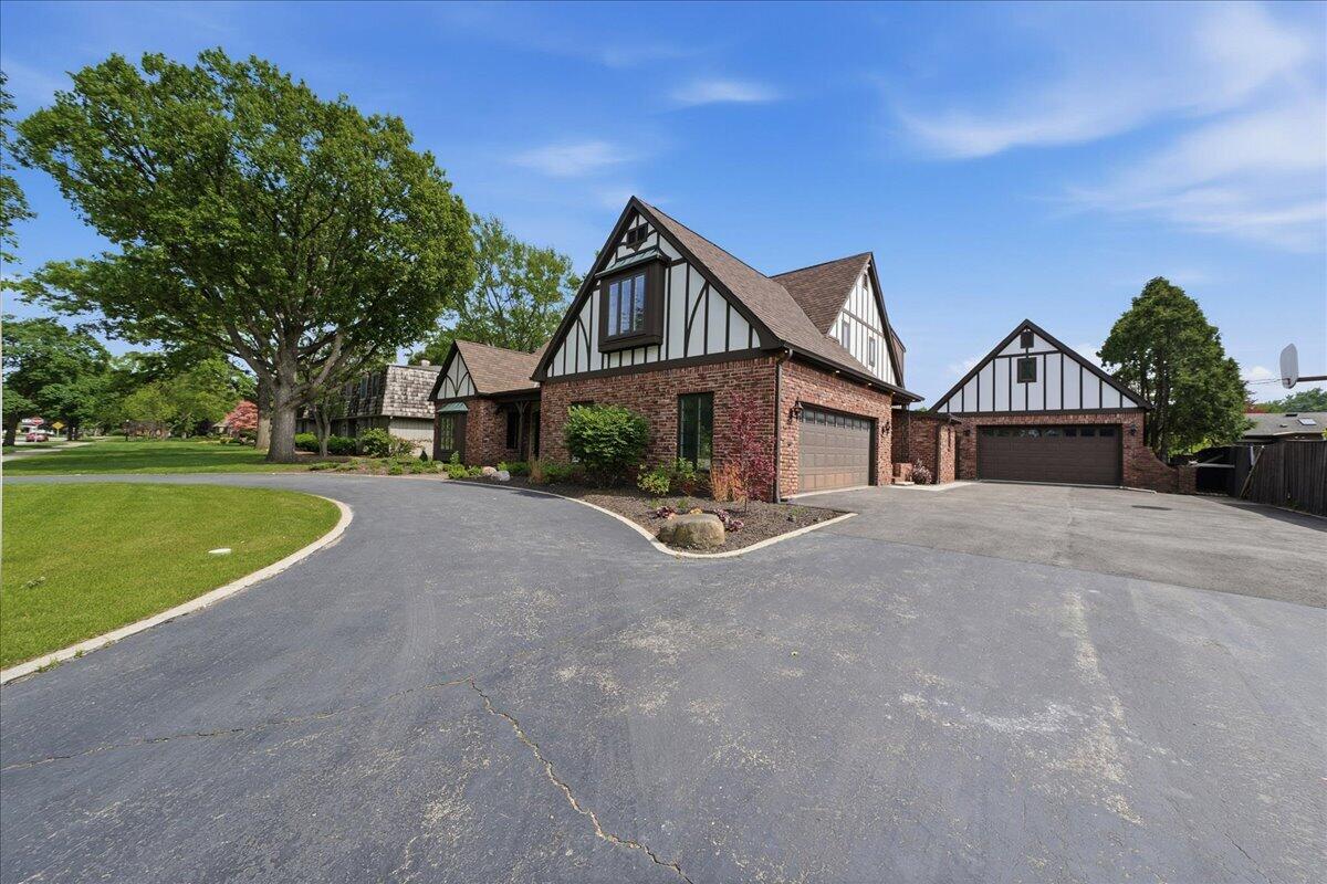 1130 Melbrook Drive, Munster, IN 46321; Image #56