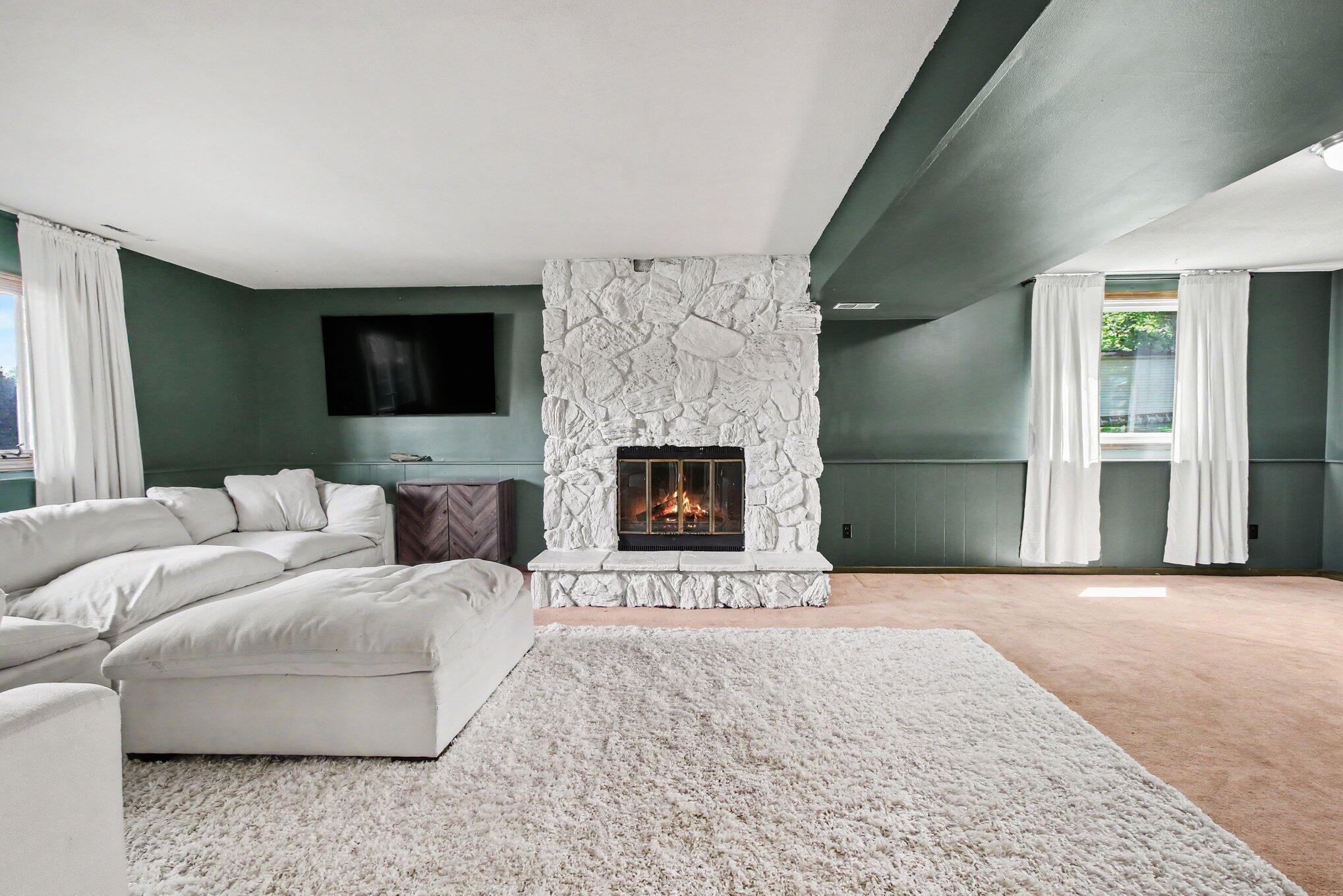 1594 Sunnyslope Drive, Crown Point, IN 46307; Image #19
