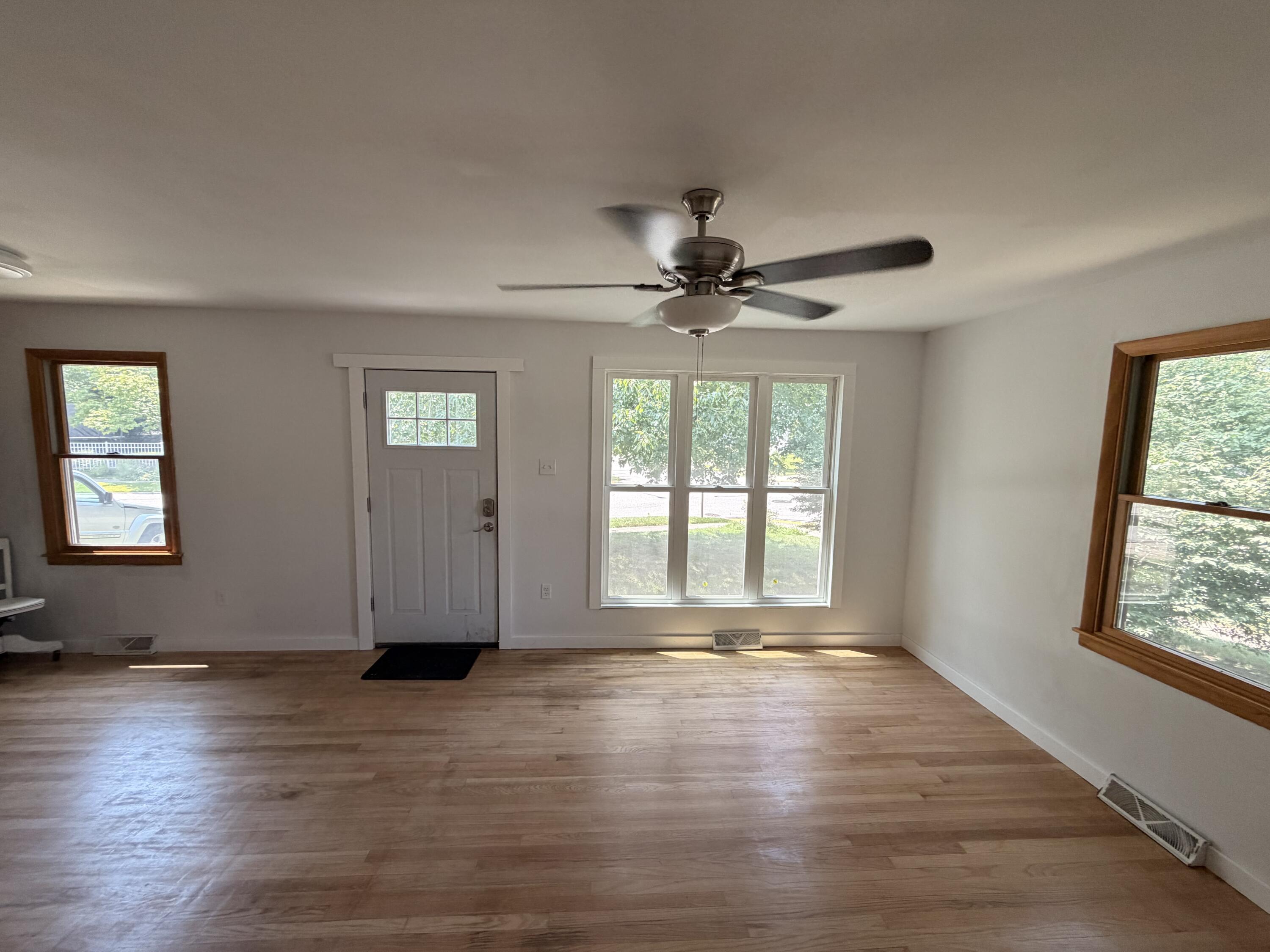 102 Northview Drive, Valparaiso, IN 46383; Image #7