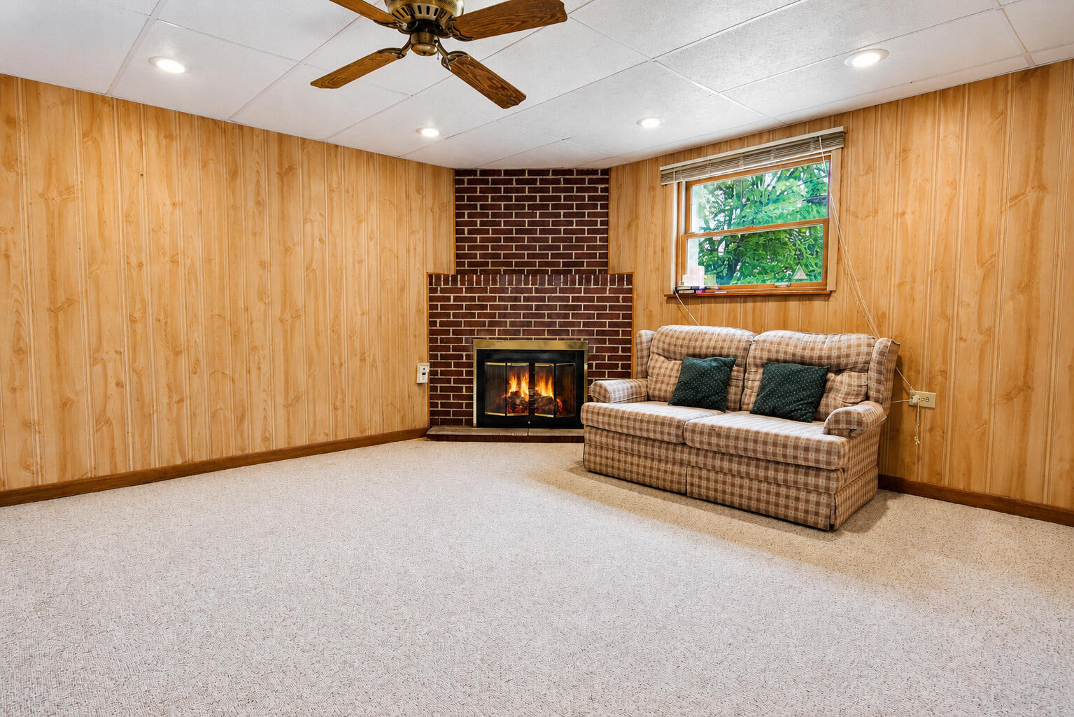 9502 Forrest Drive, Highland, IN 46322; Image #18