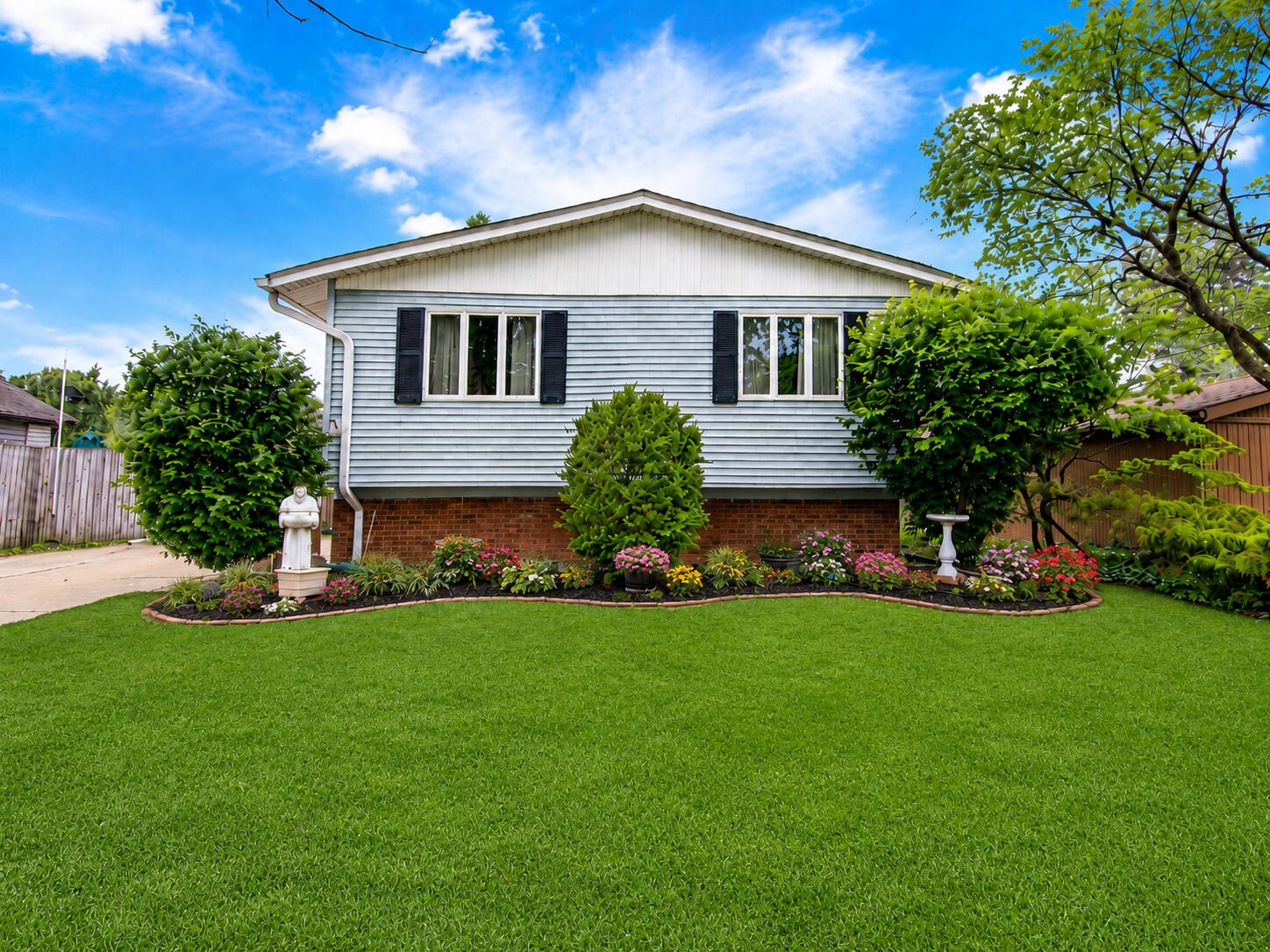 9502 Forrest Drive, Highland, IN 46322; Image #2