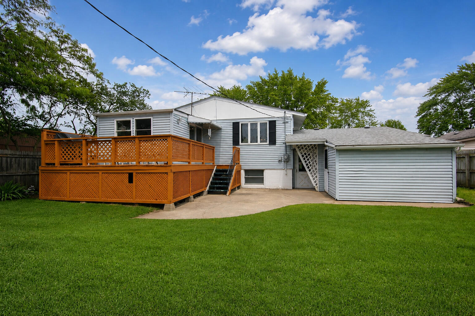 9502 Forrest Drive, Highland, IN 46322; Image #3