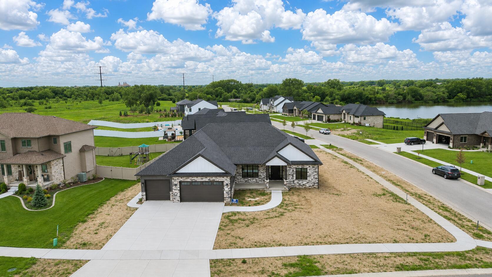 10148 Springlake Road, St. John, IN 46373; Image #42