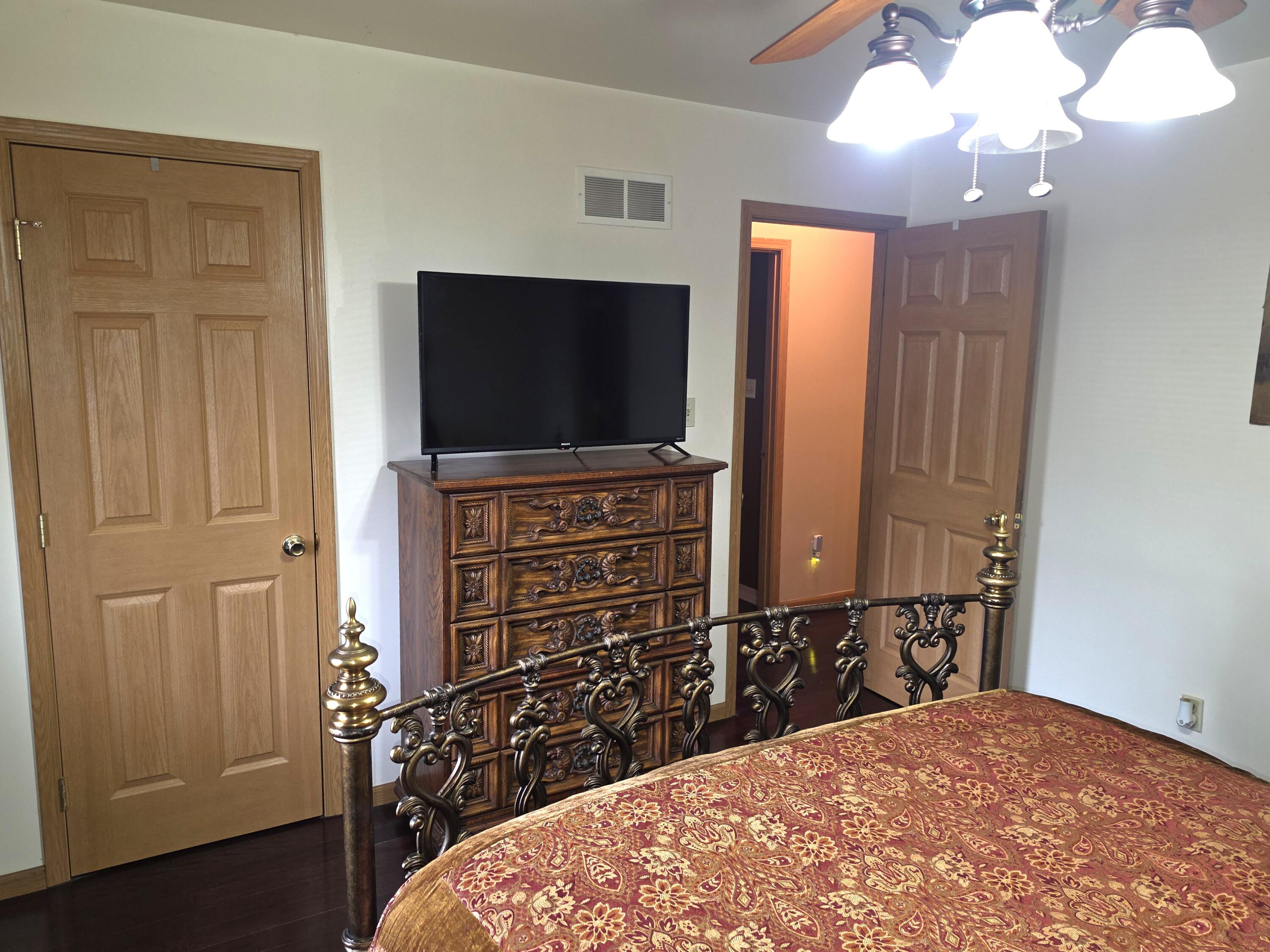 8389 Buchanan Street, Merrillville, IN 46410; Image #19