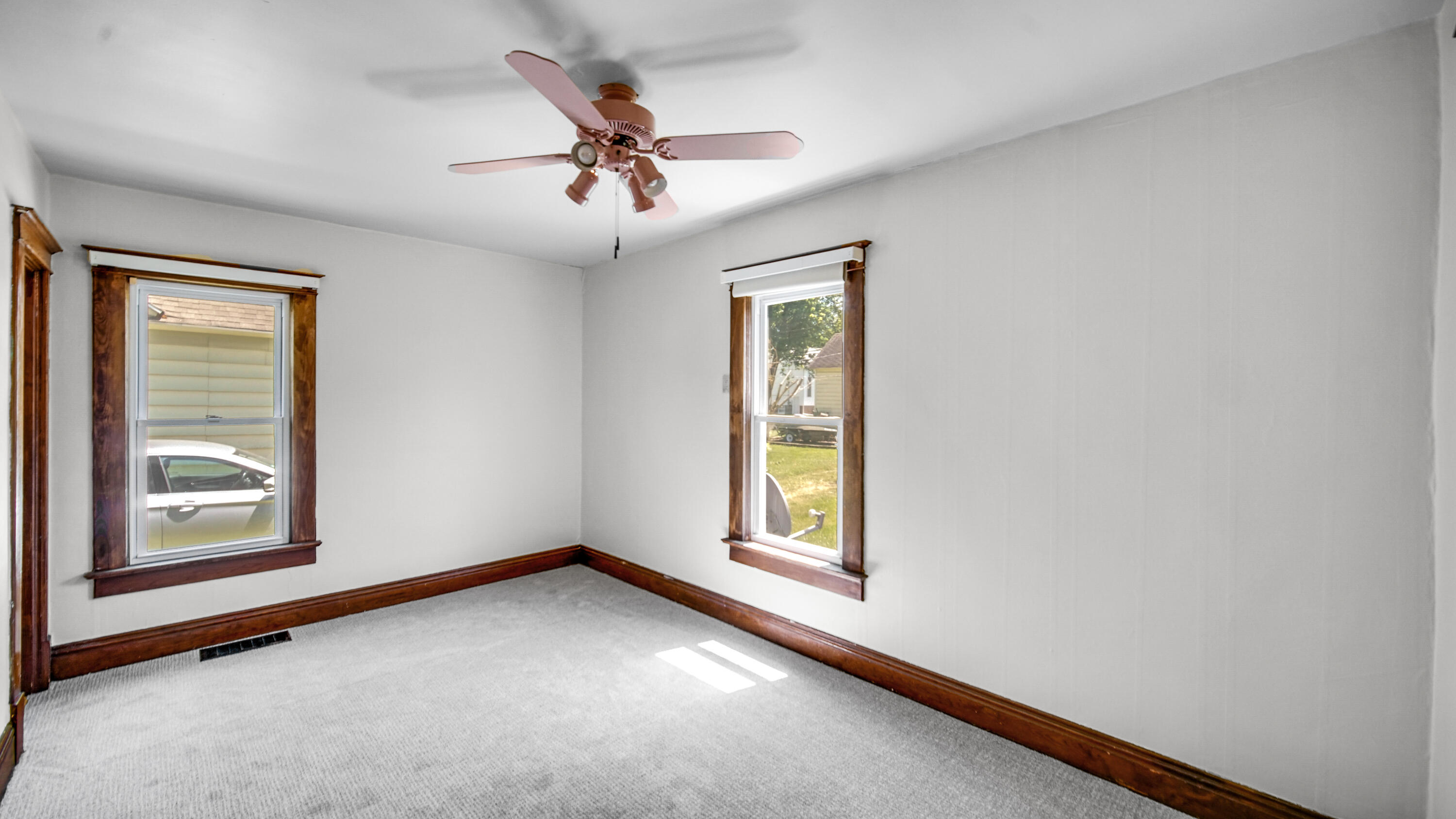8 E Moore Street, Hanna, IN 46340; Image #18