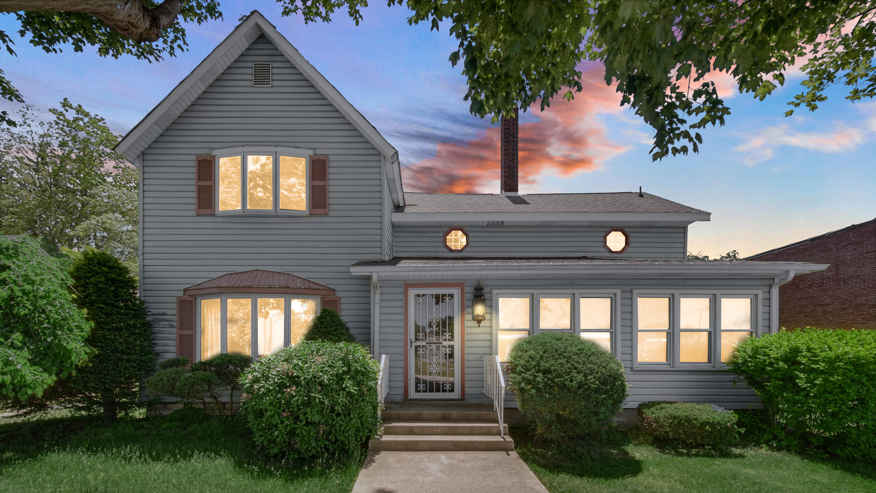 8 E Moore Street, Hanna, IN 46340; Image #2